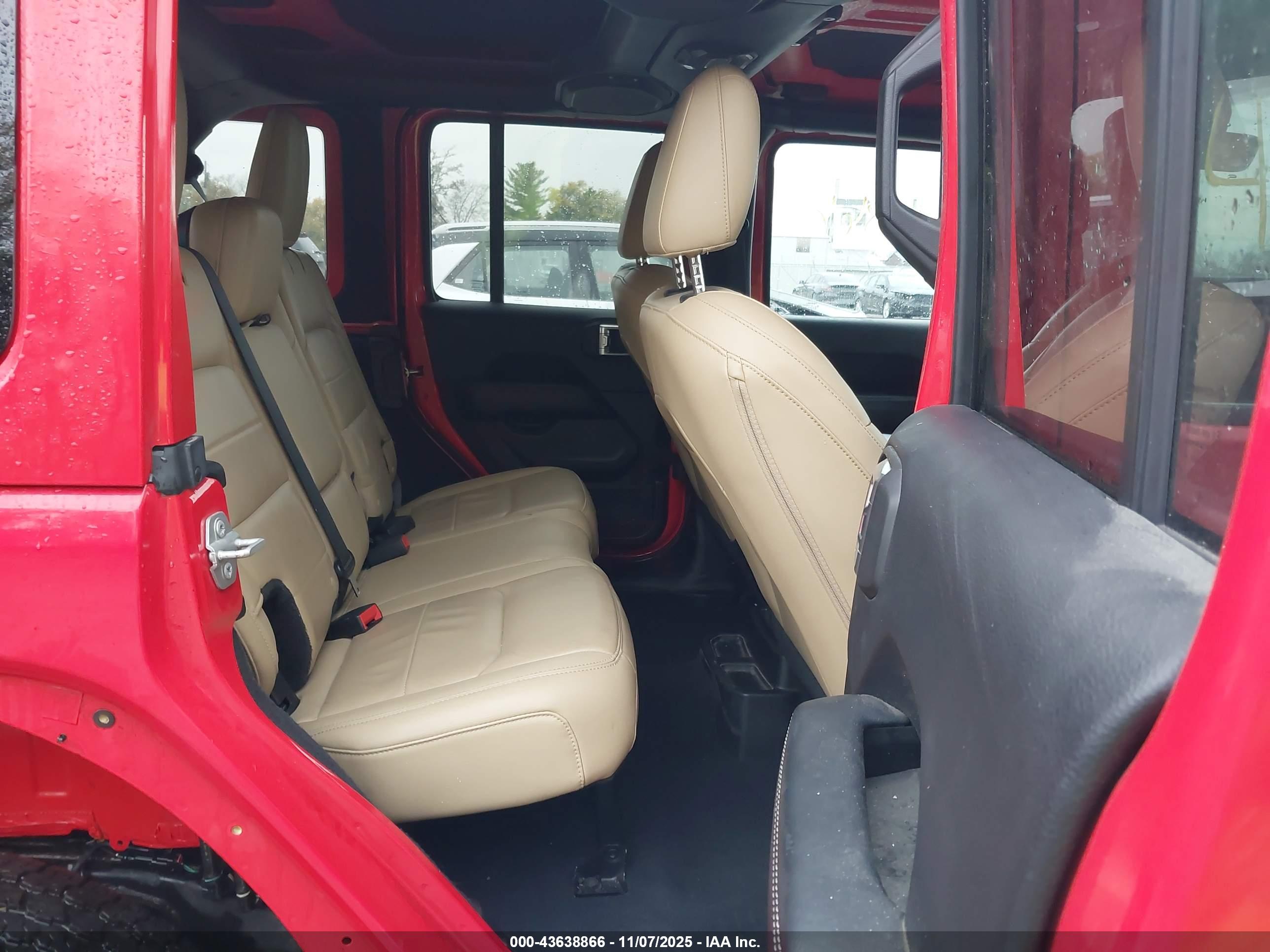 JEEP WRANGLER image 8