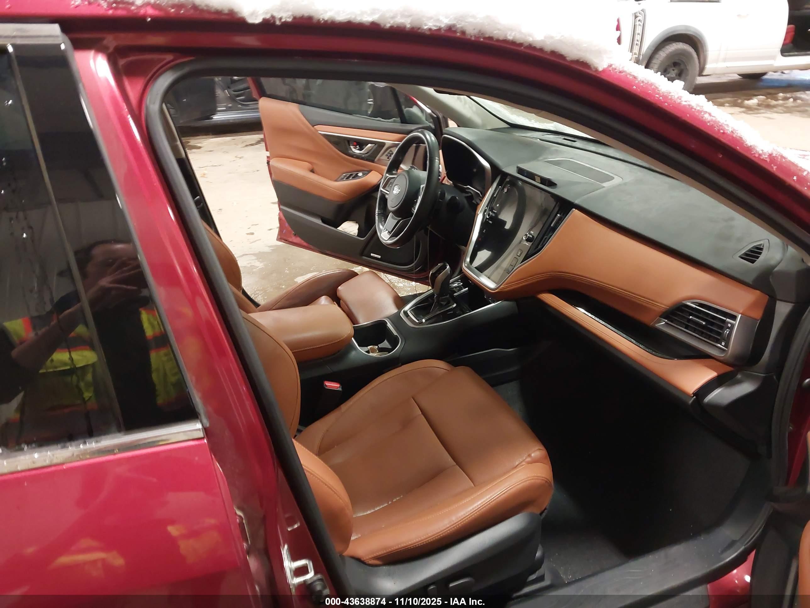 SUBARU LEGACY image 5