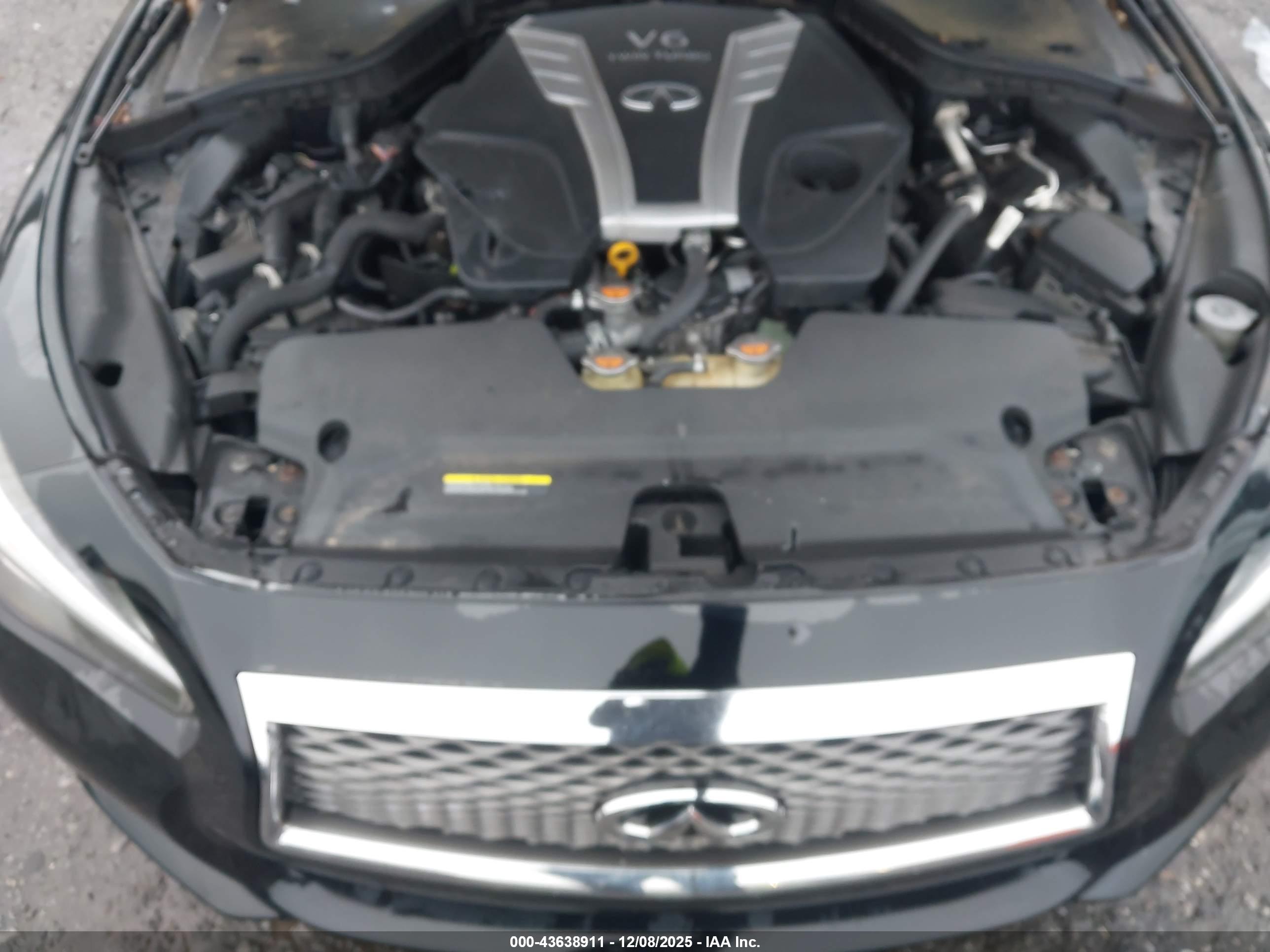 INFINITI Q50 image 10