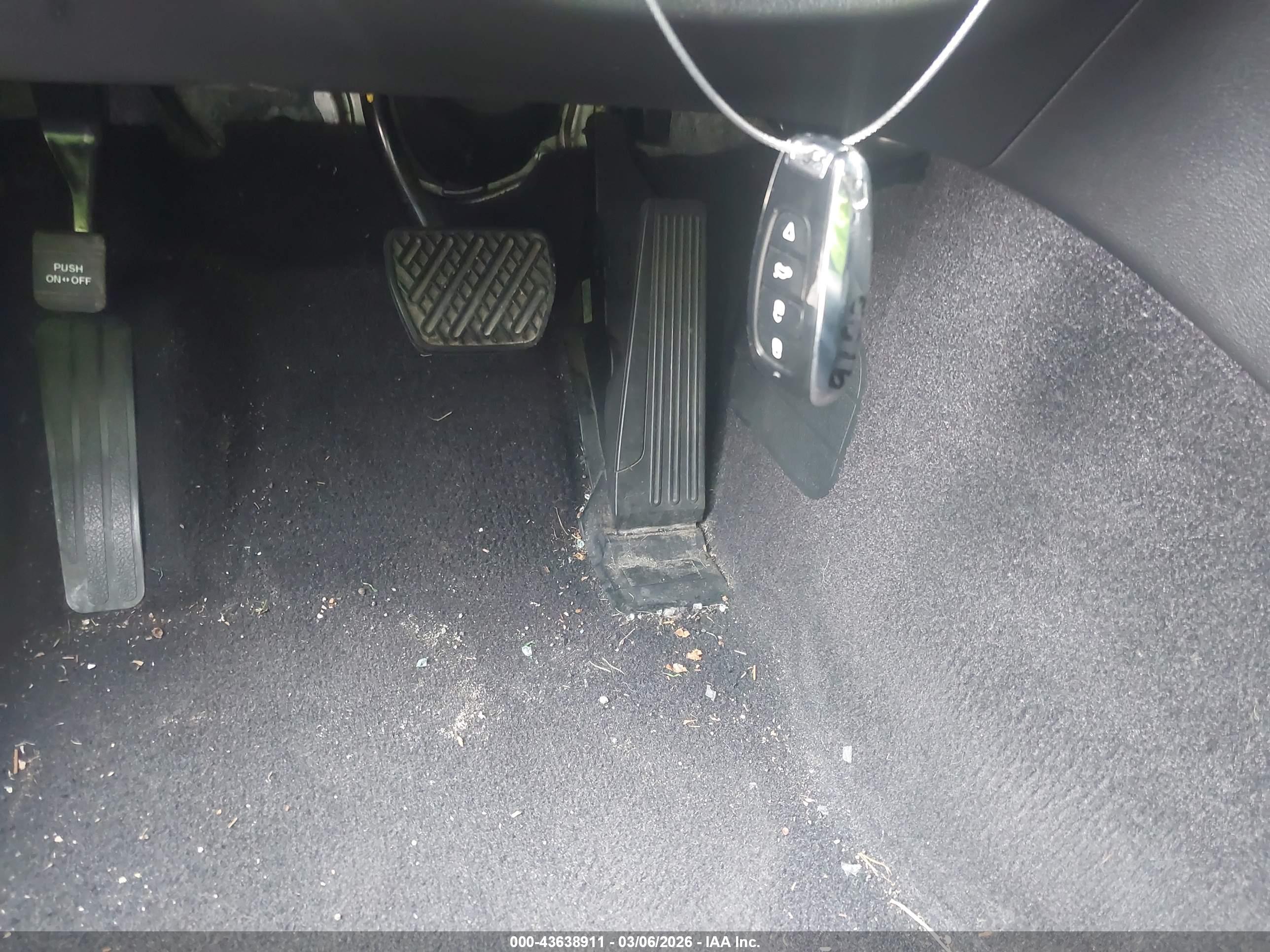 INFINITI Q50 image 11