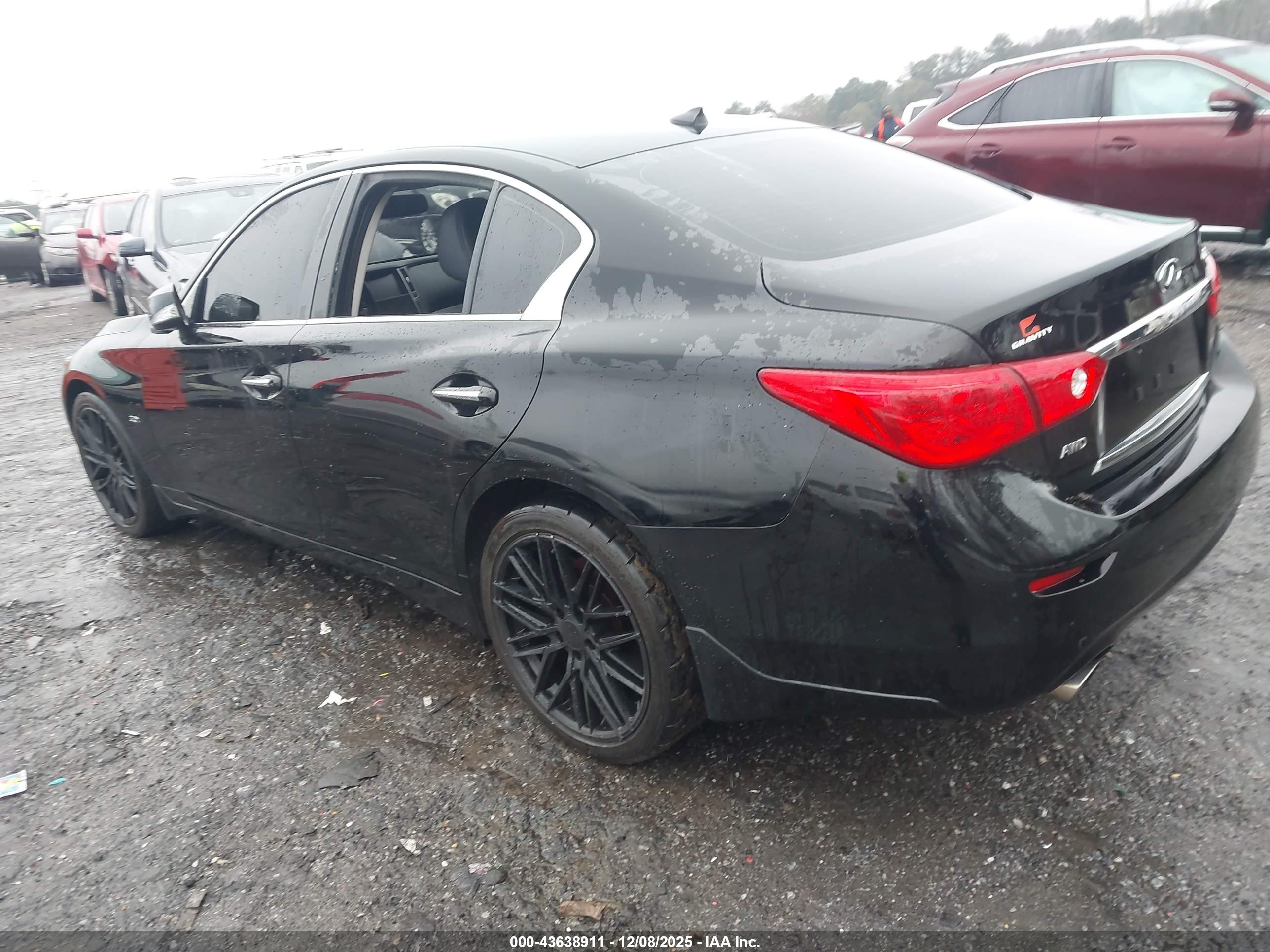 INFINITI Q50 image 3