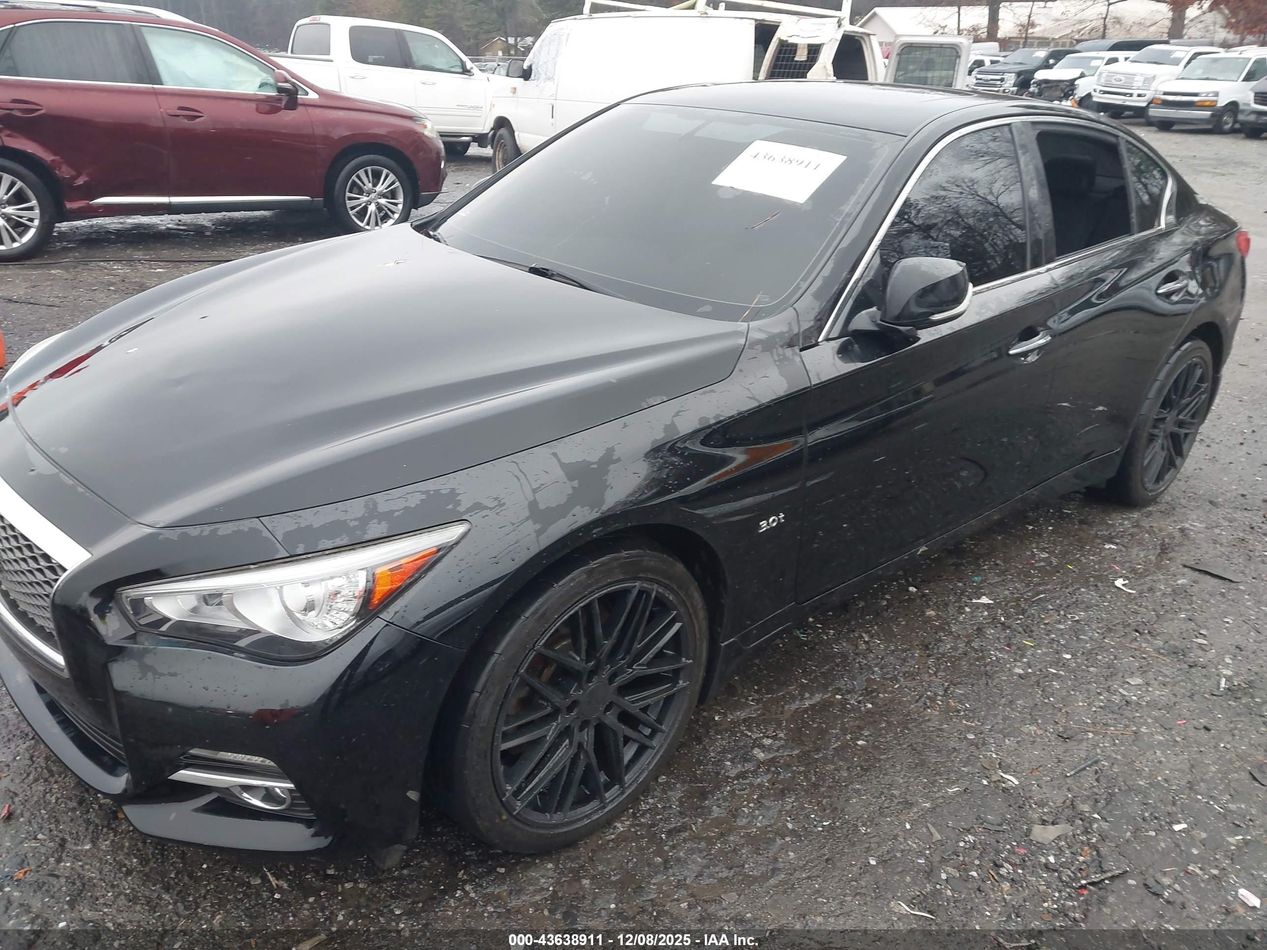 INFINITI Q50 image 6