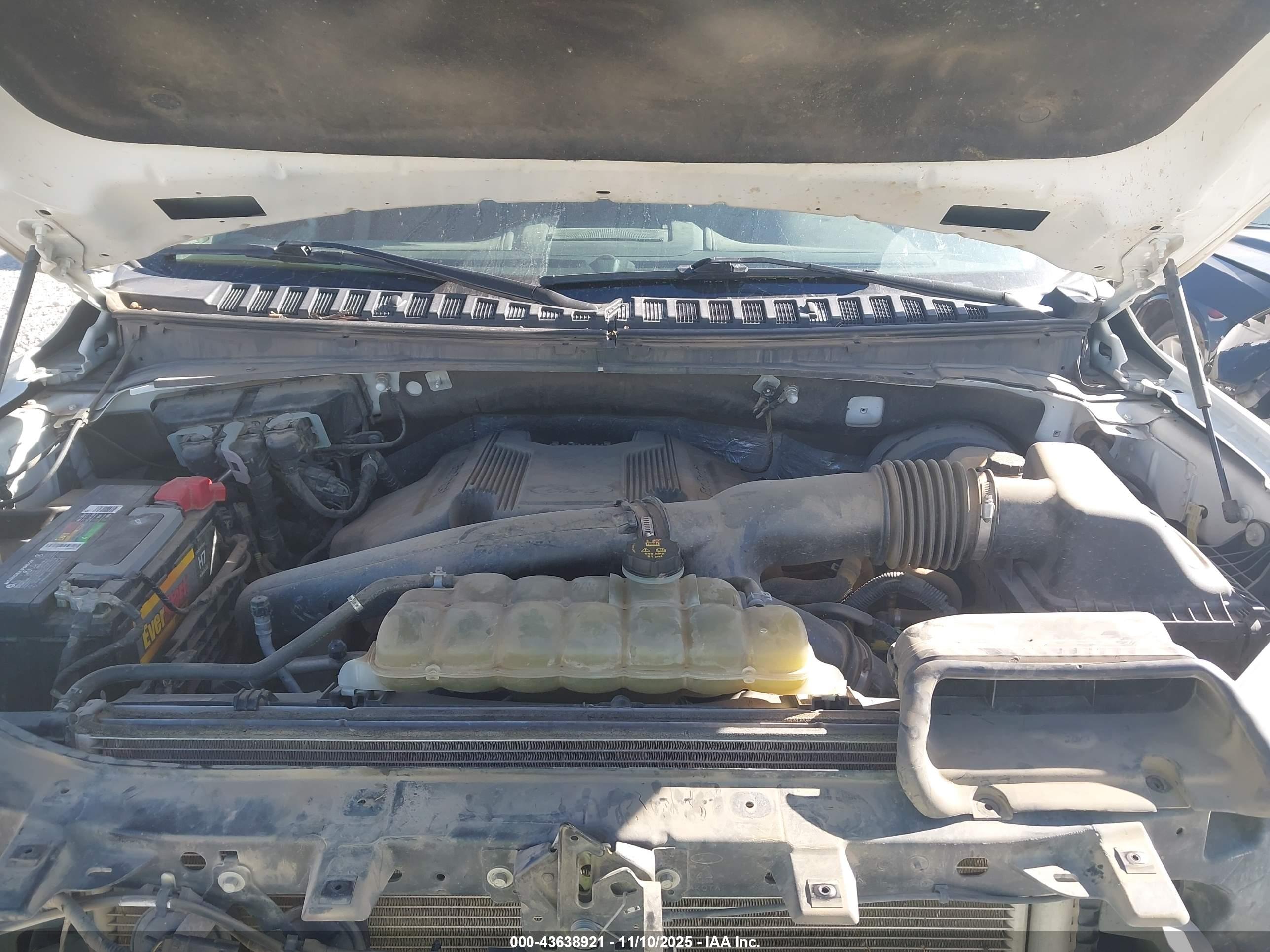 FORD EXPEDITION image 10
