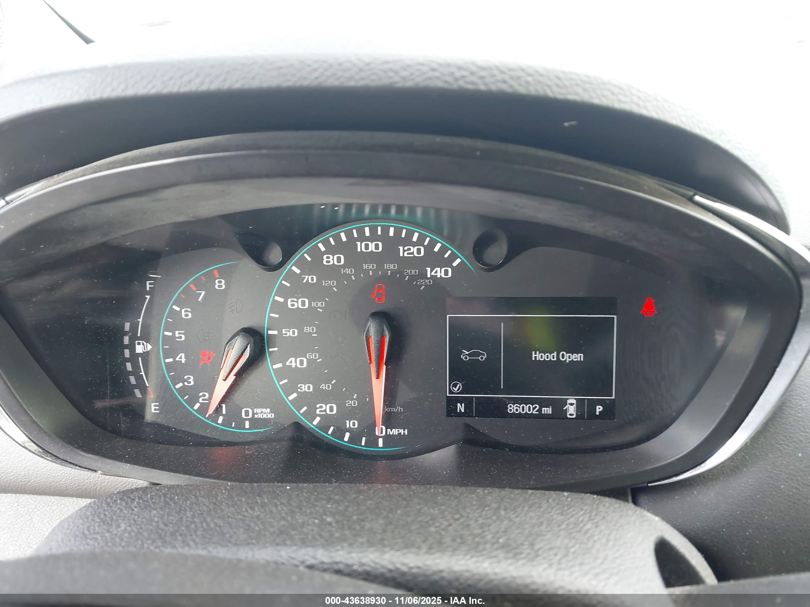 CHEVROLET TRAX image 7