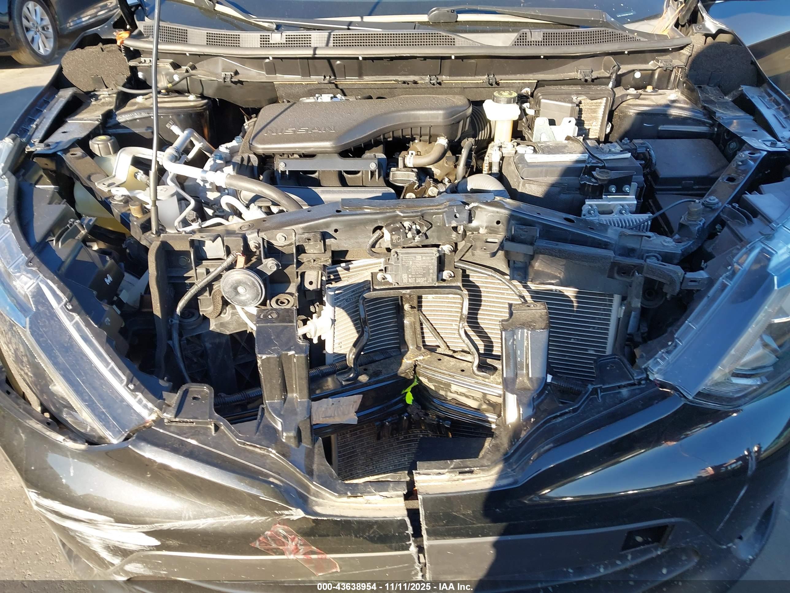 NISSAN ROGUE image 10
