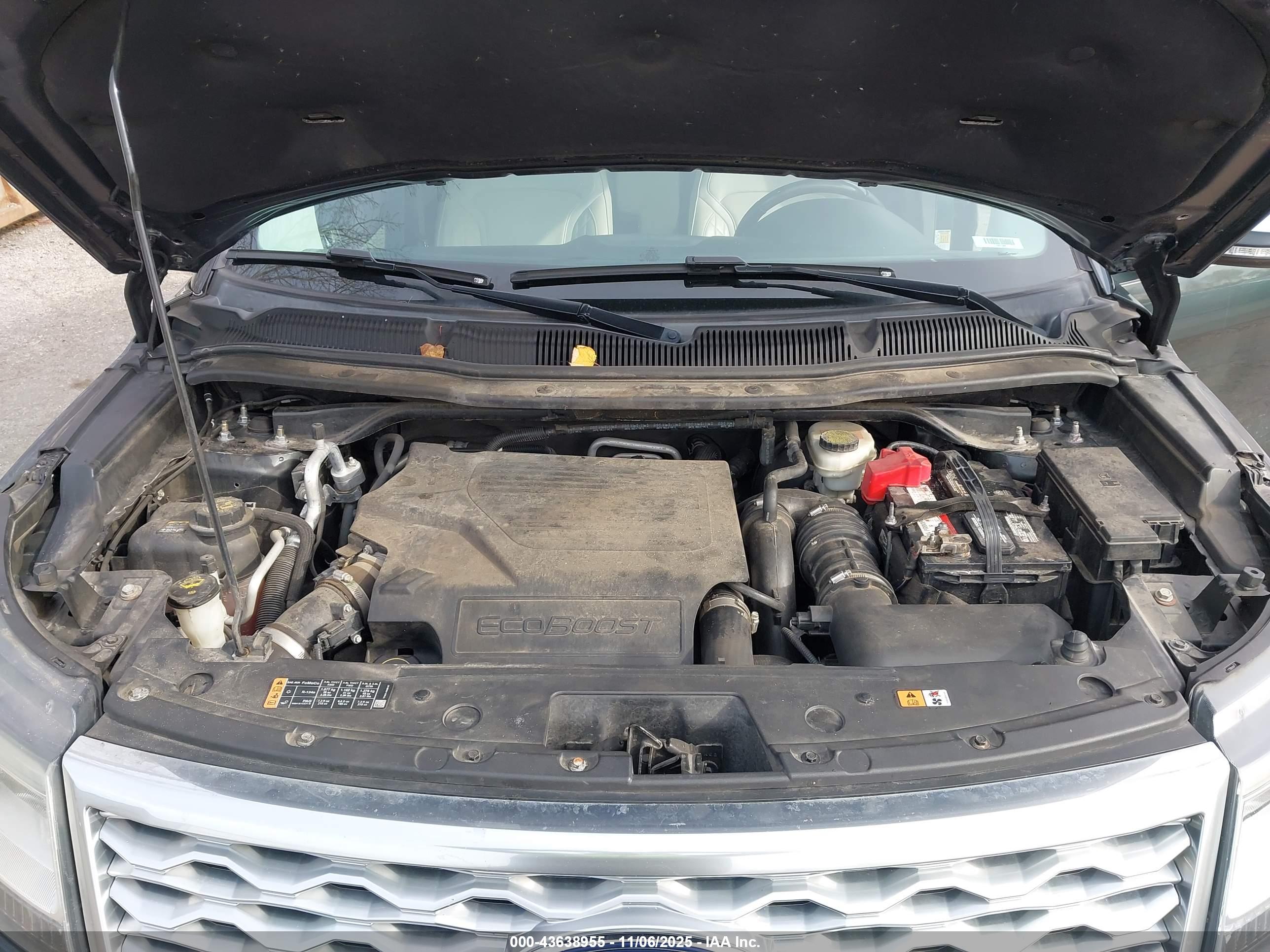 FORD EXPLORER image 10