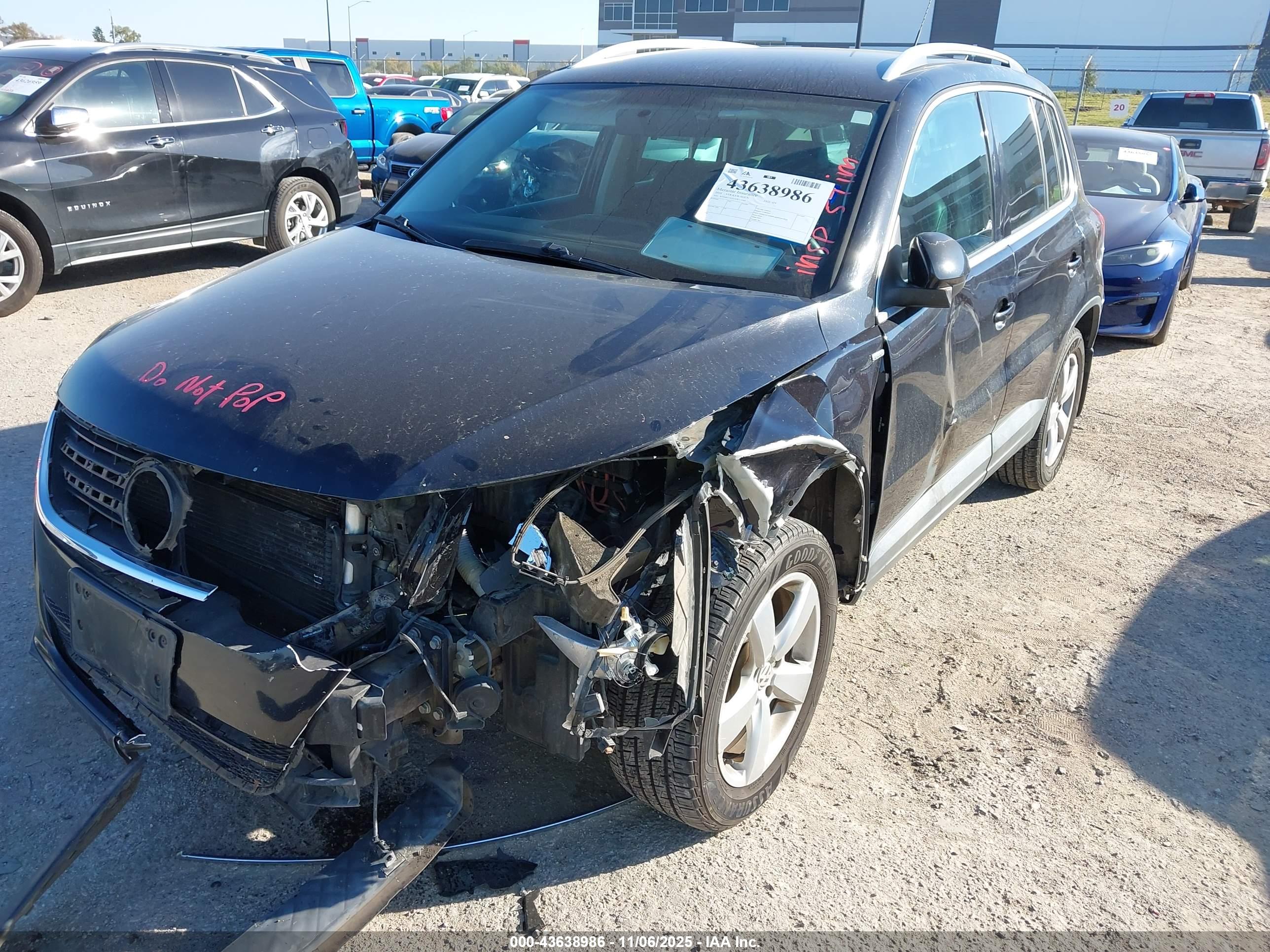 VOLKSWAGEN TIGUAN image 6