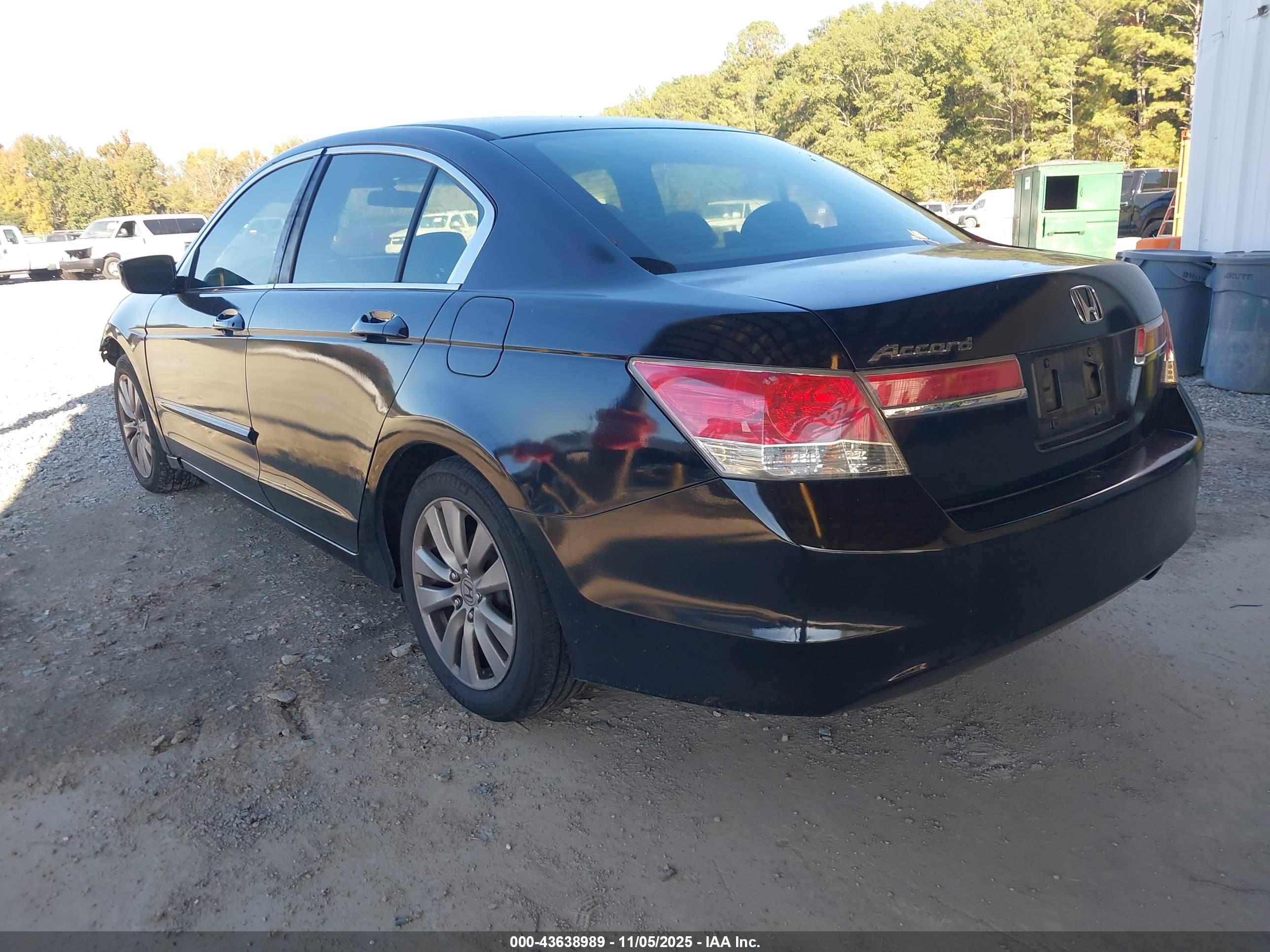 HONDA ACCORD image 3