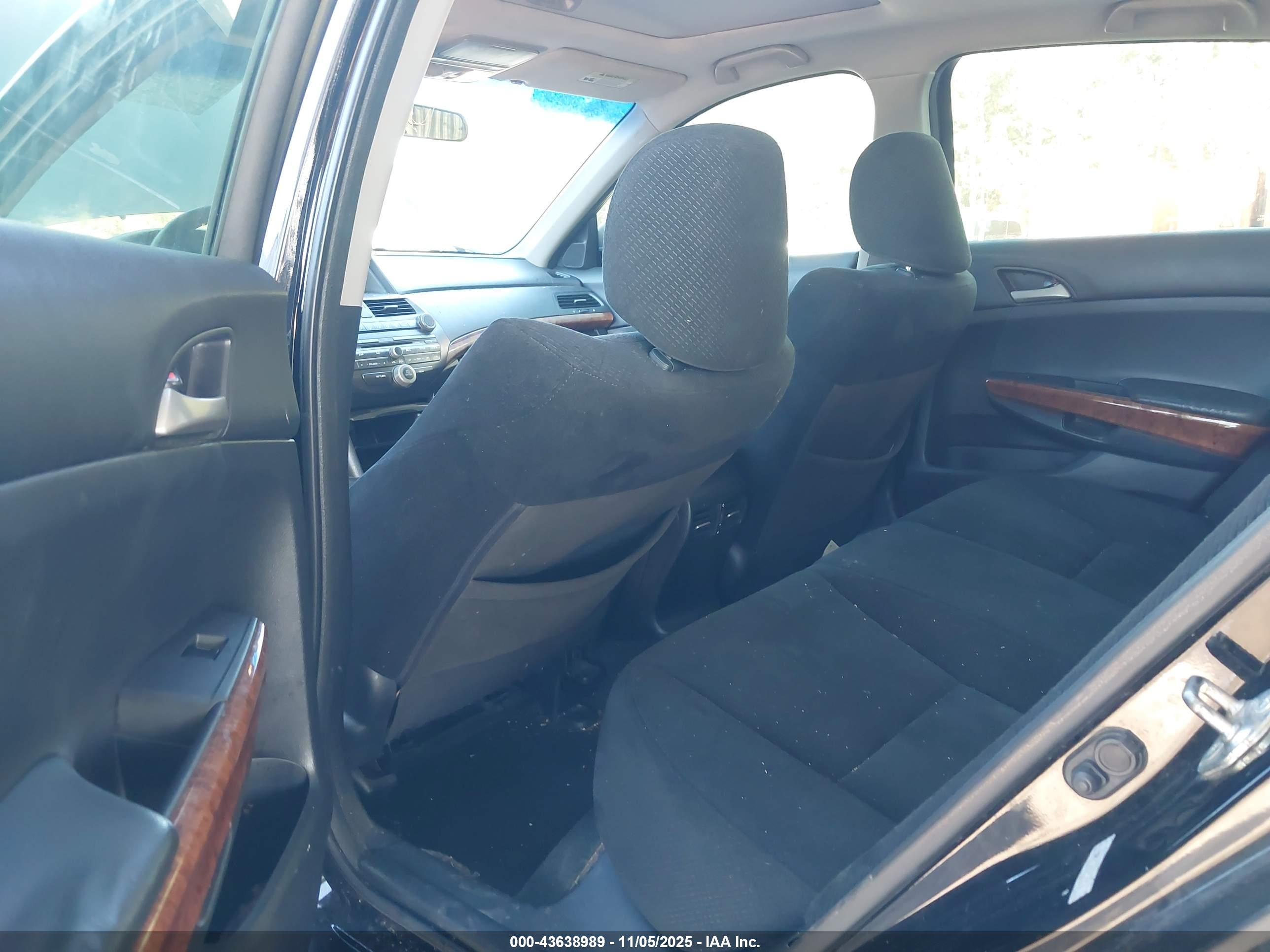 HONDA ACCORD image 8