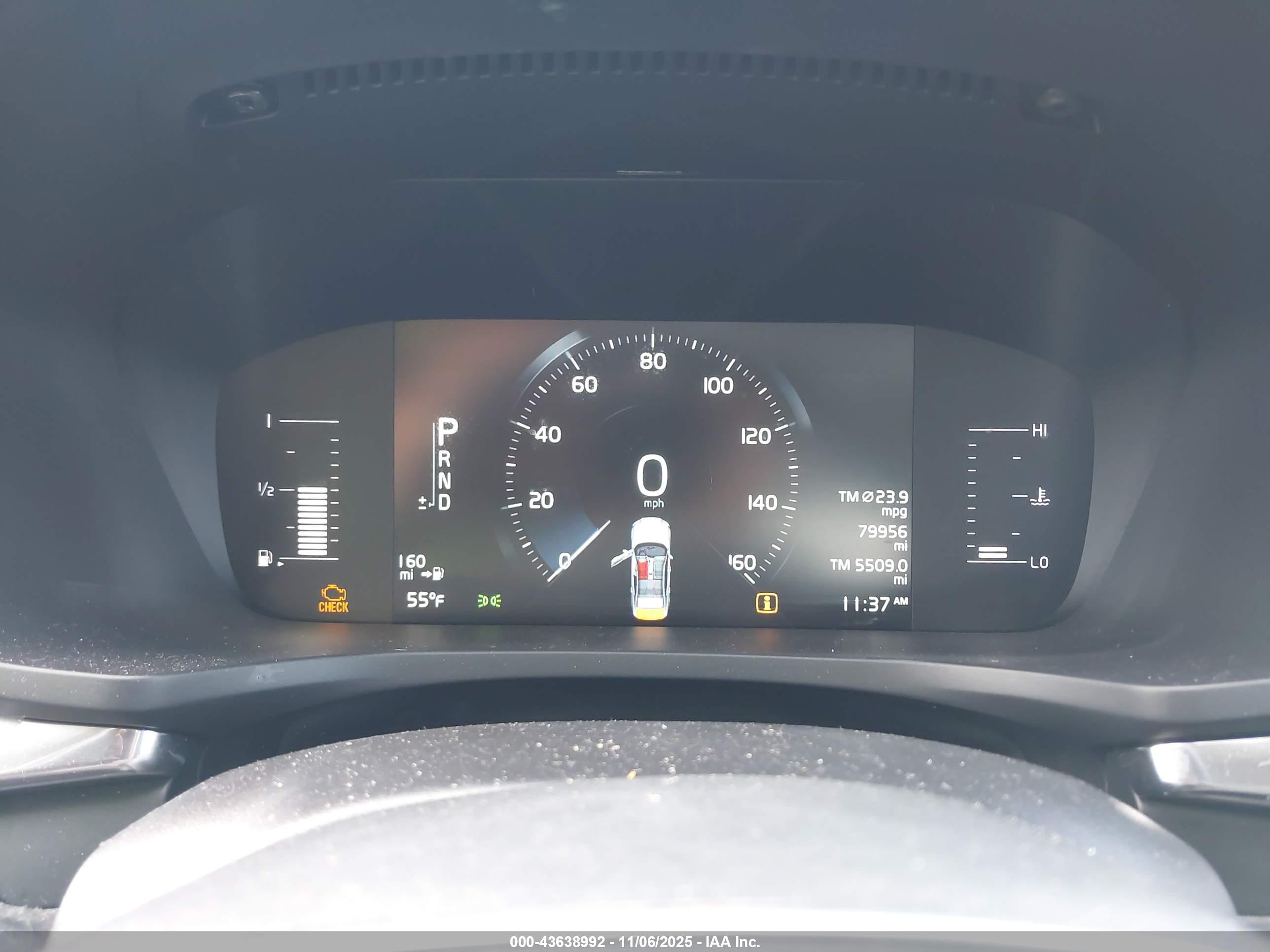 VOLVO S60 image 7
