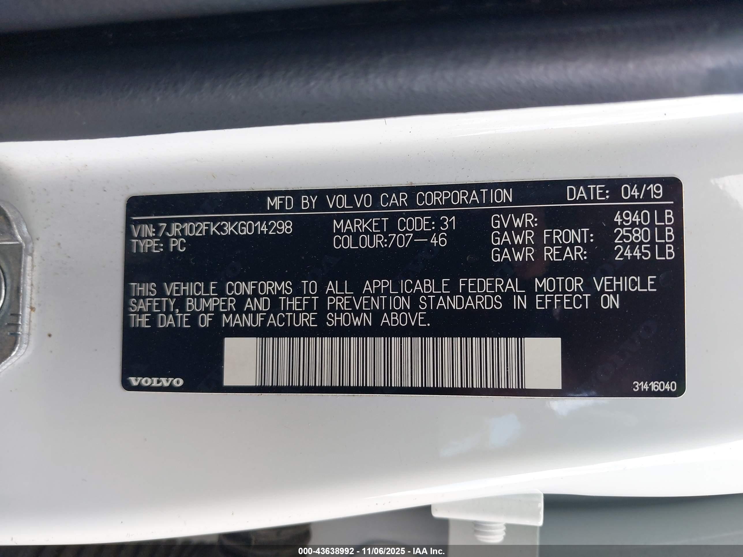 VOLVO S60 image 9