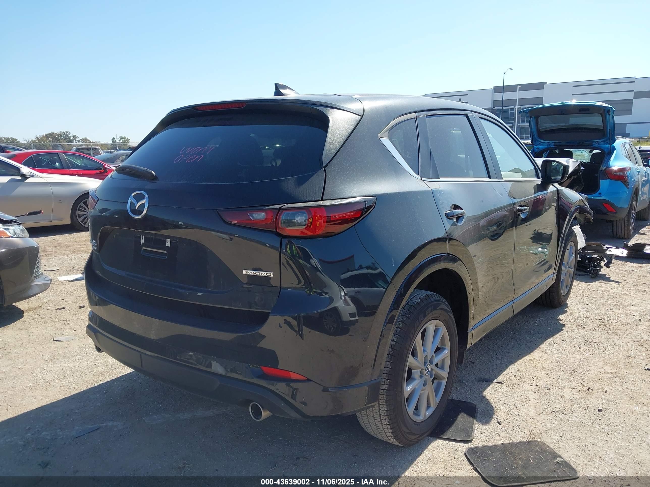 MAZDA CX-5 image 4