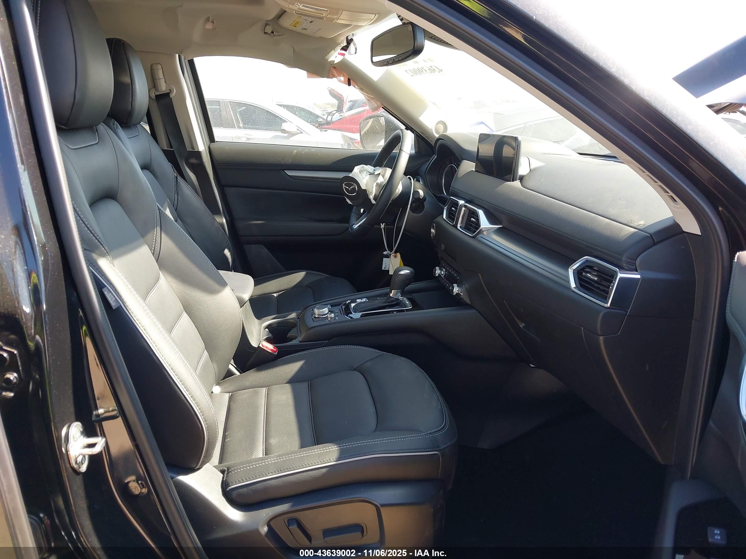 MAZDA CX-5 image 5