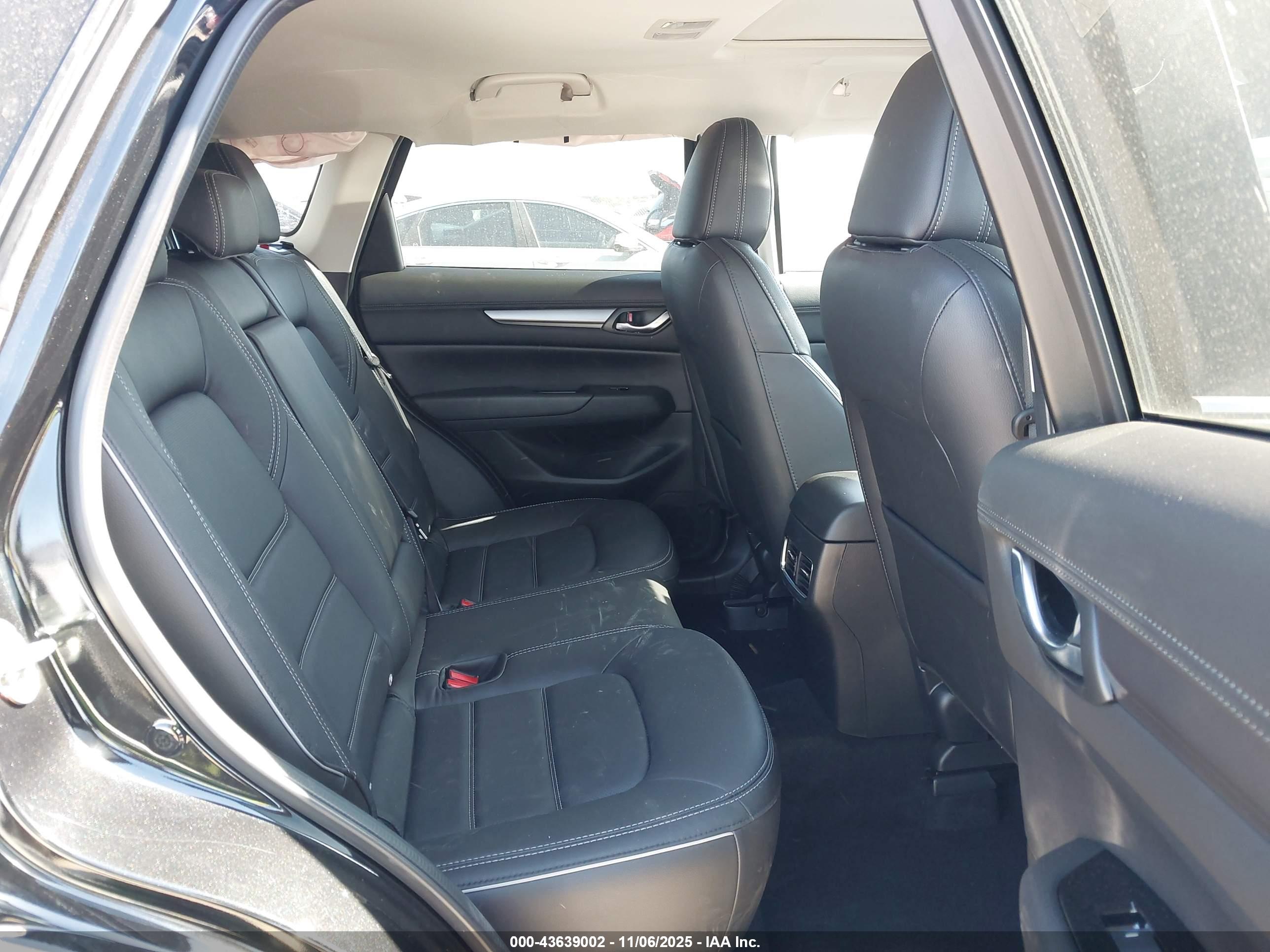 MAZDA CX-5 image 8