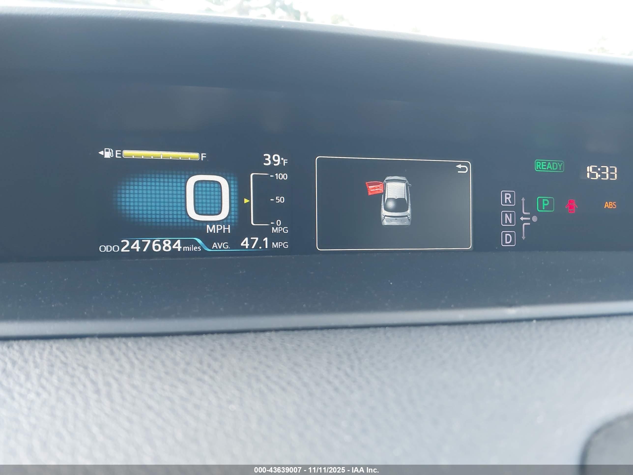 TOYOTA PRIUS image 7