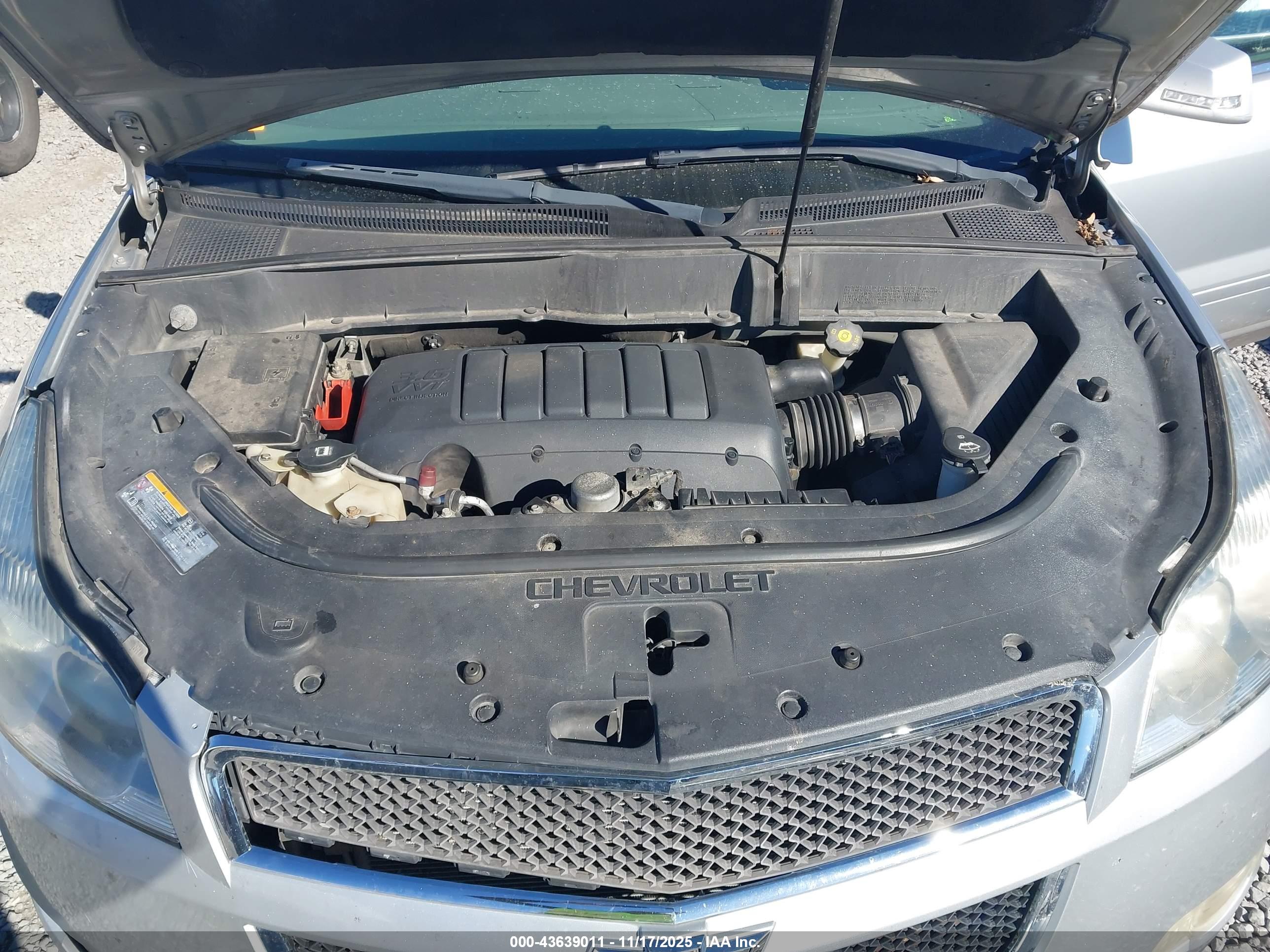 CHEVROLET TRAVERSE image 10