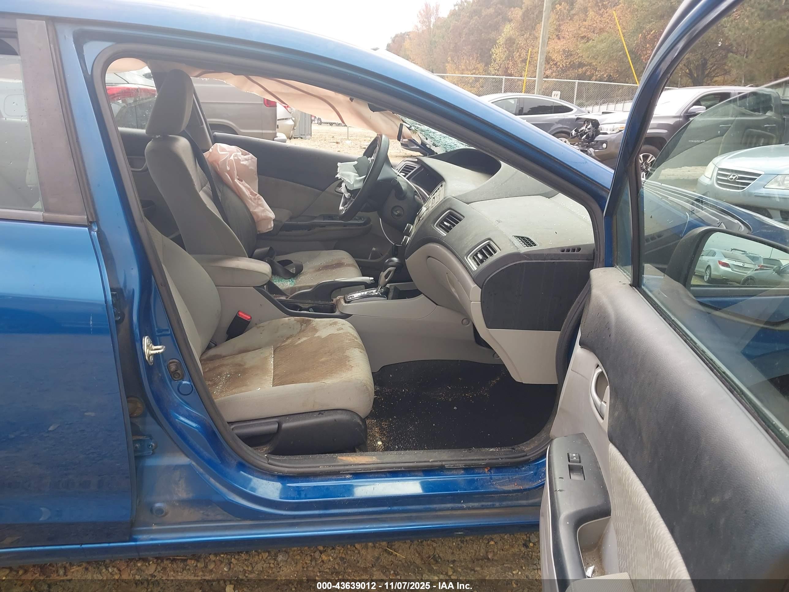 HONDA CIVIC image 5