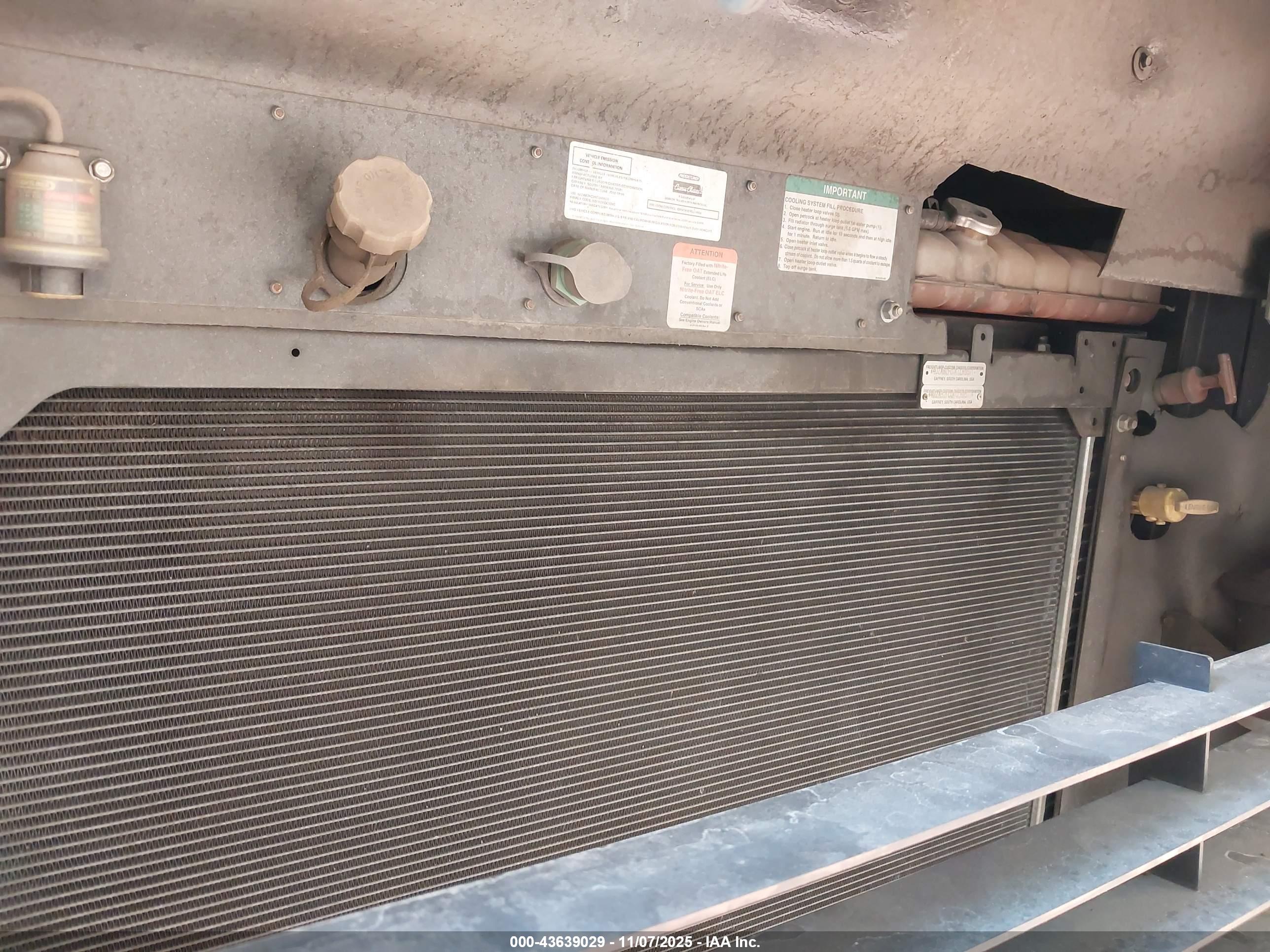 FREIGHTLINER CHASSIS image 10