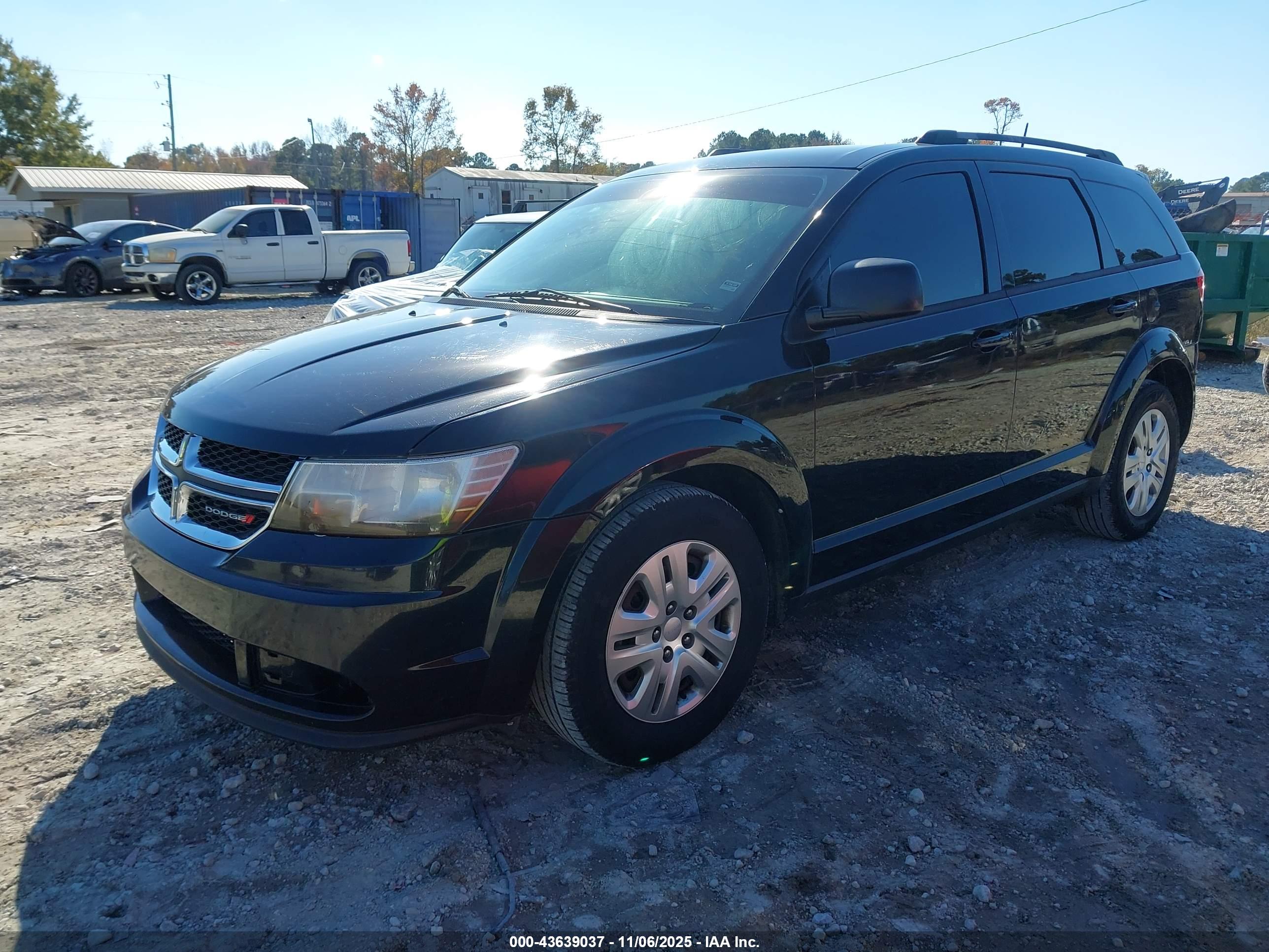 DODGE JOURNEY image 2