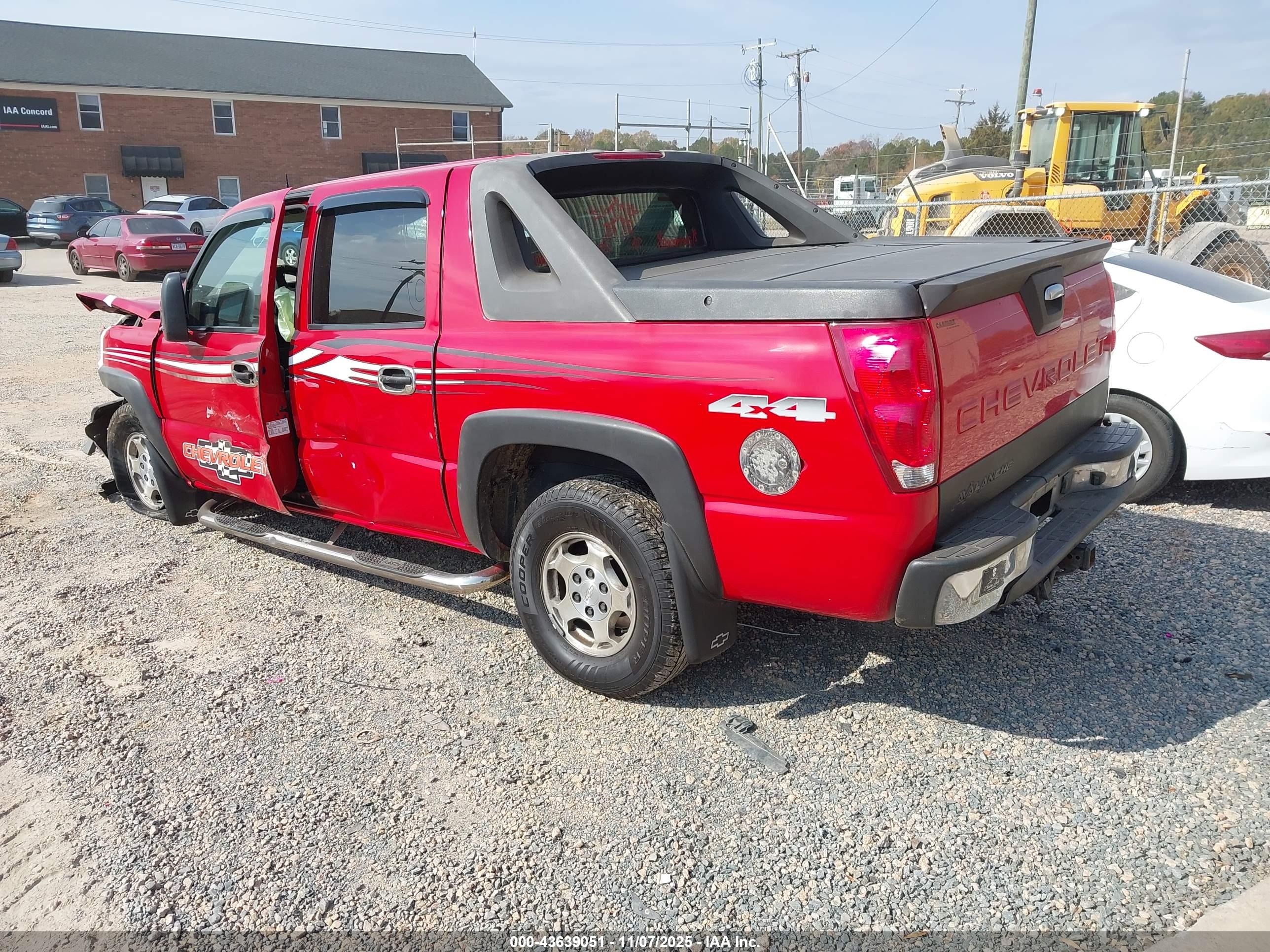 CHEVROLET AVALANCHE image 3