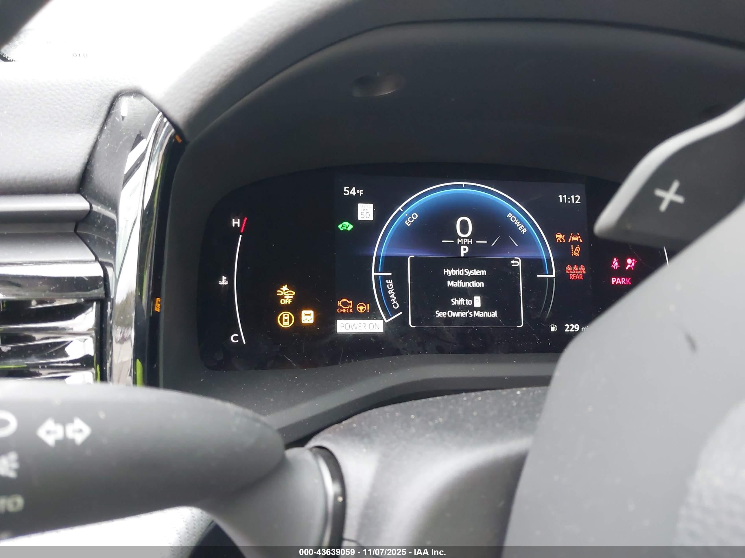 TOYOTA CAMRY image 7