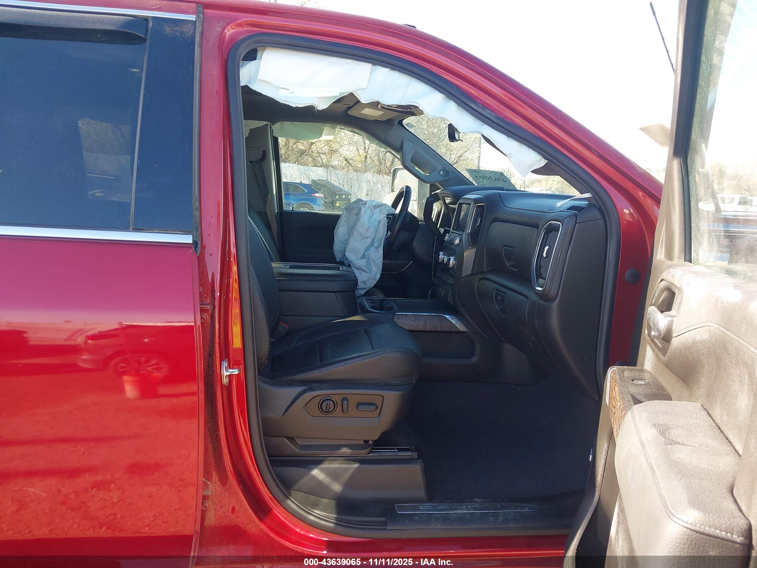 GMC SIERRA image 5