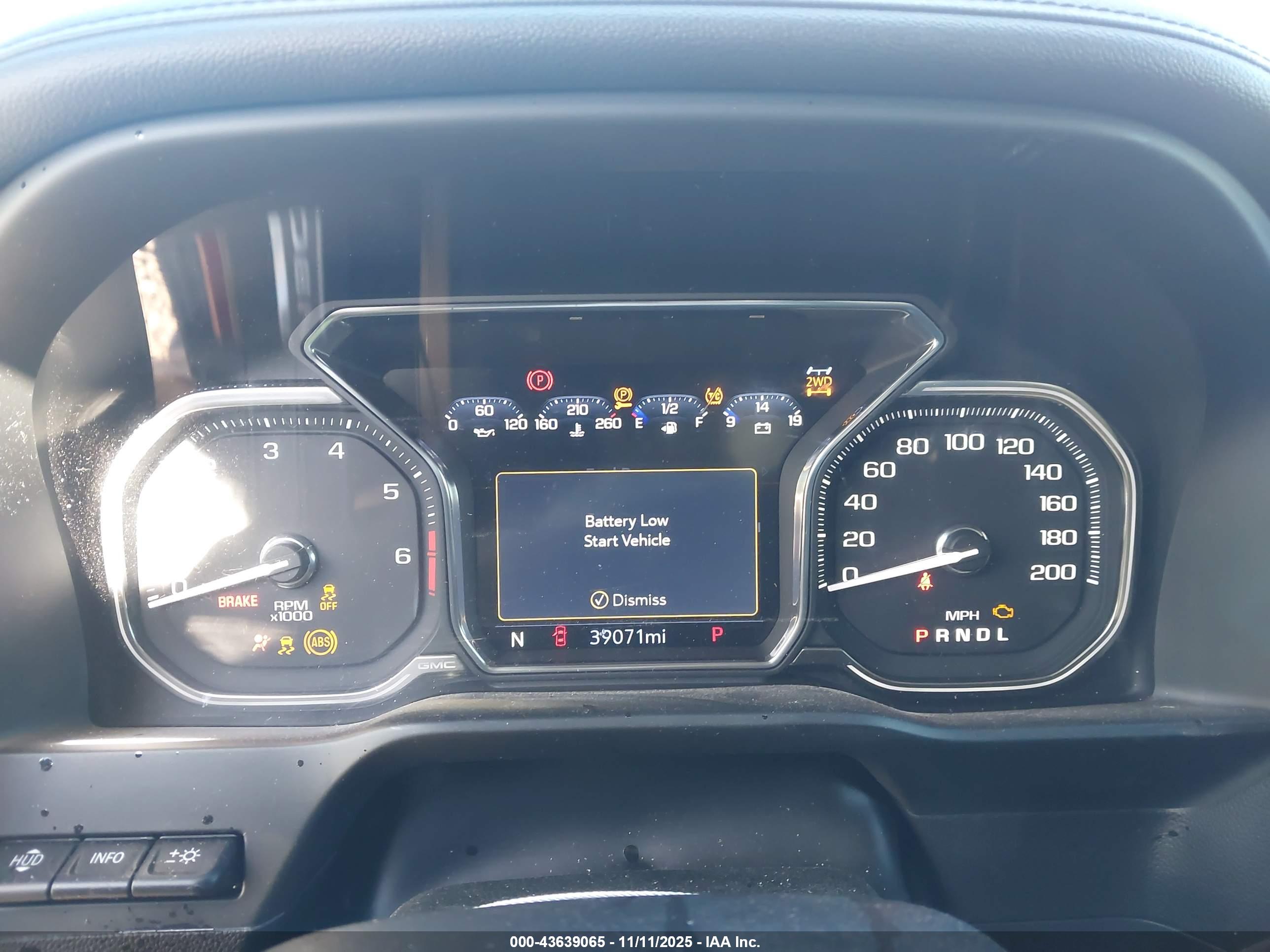 GMC SIERRA image 7