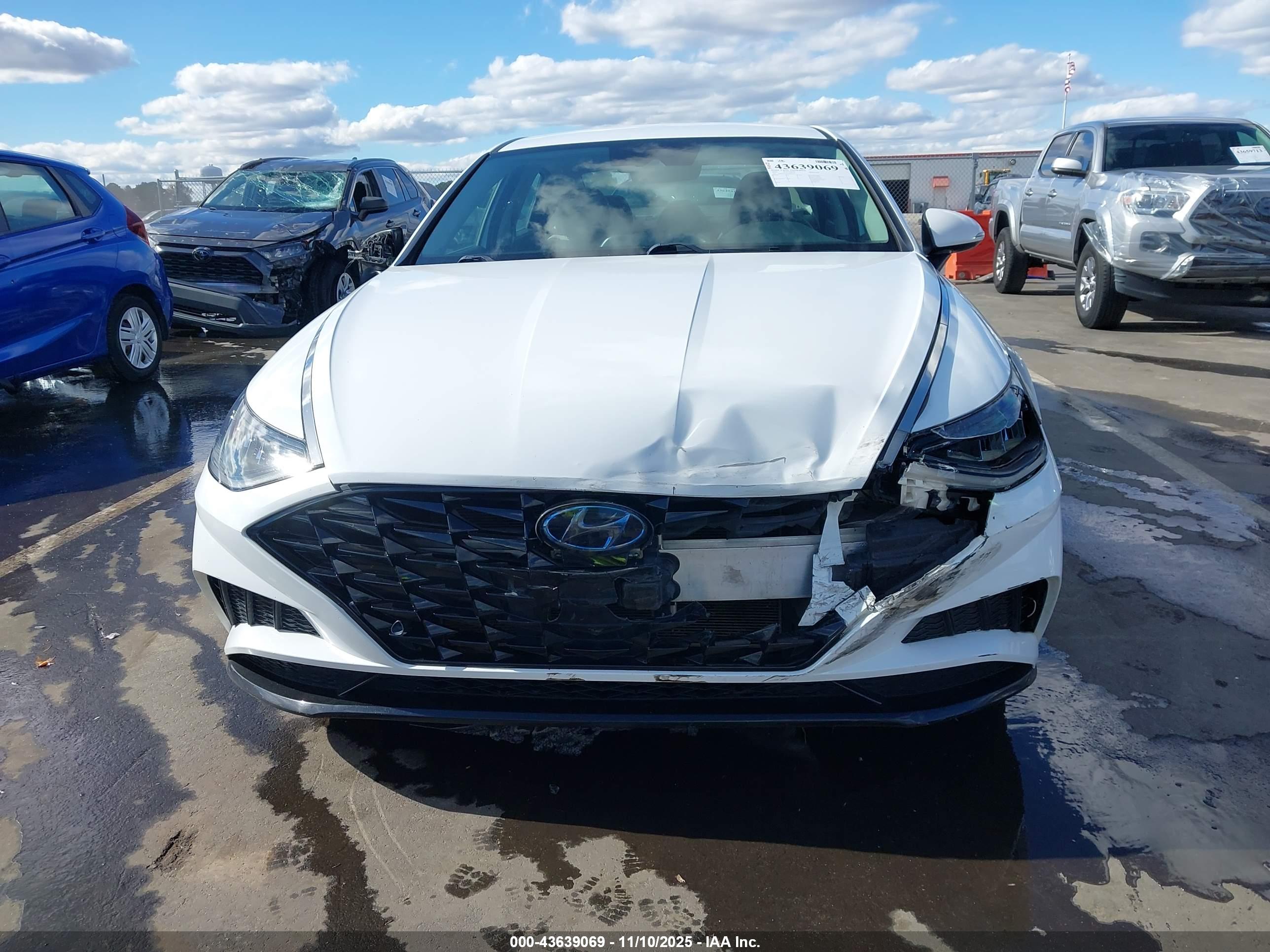 HYUNDAI SONATA image 6