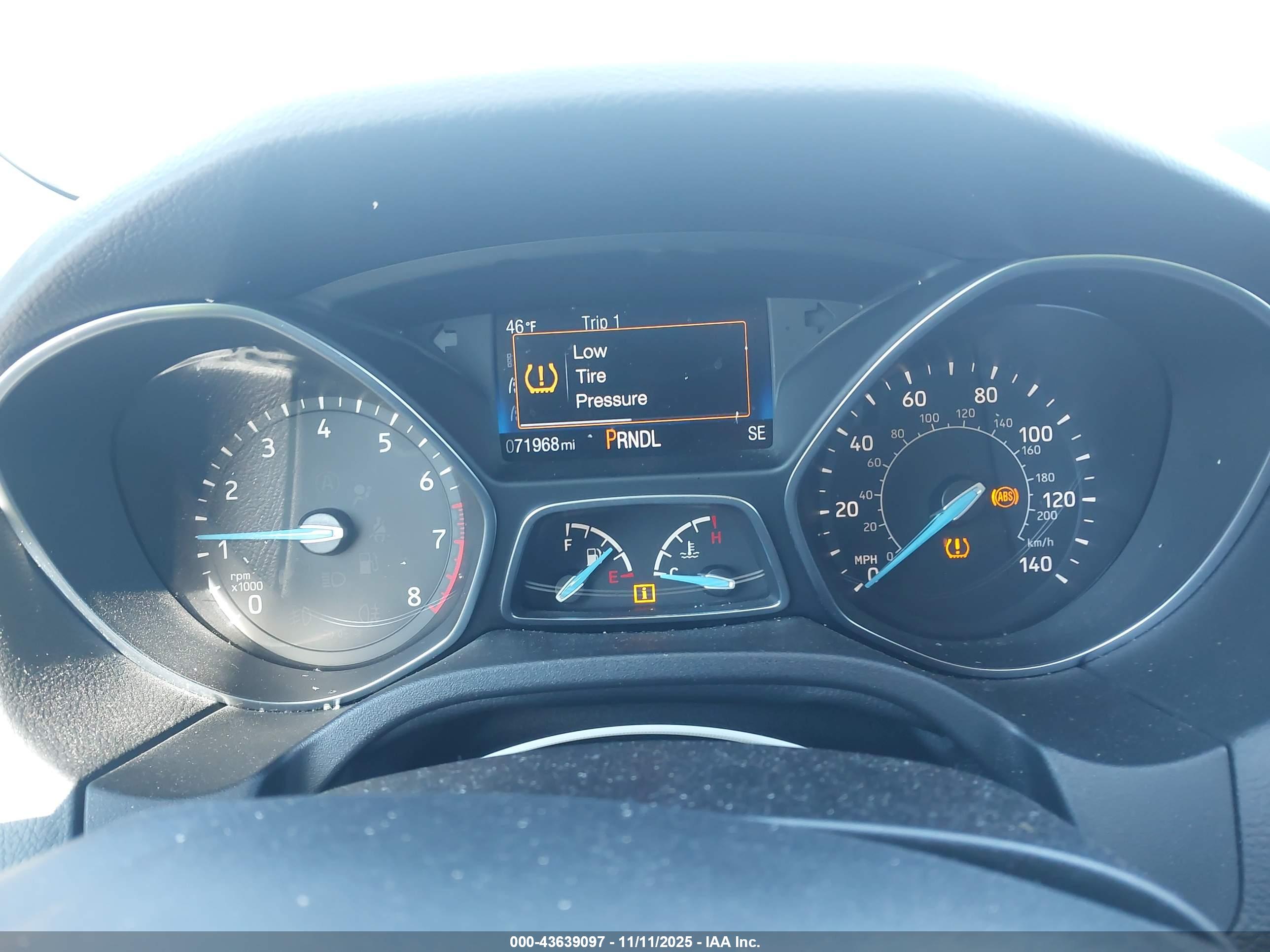 FORD FOCUS image 7