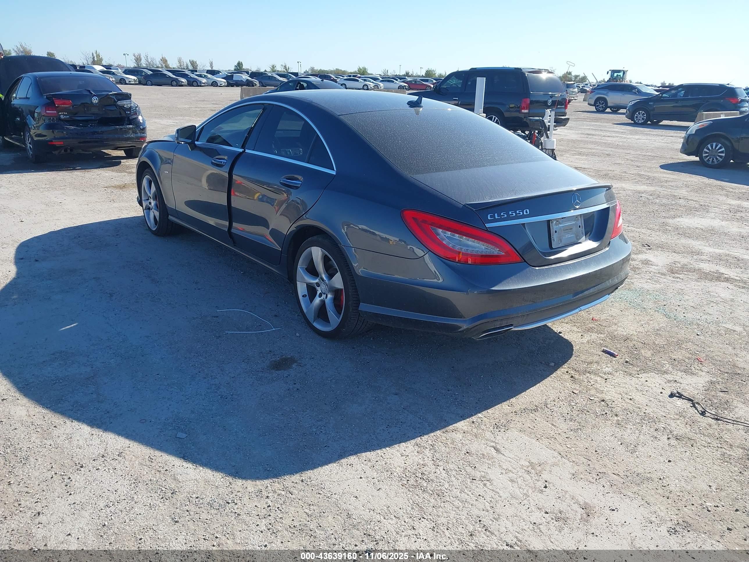 MERCEDES-BENZ CLS image 3