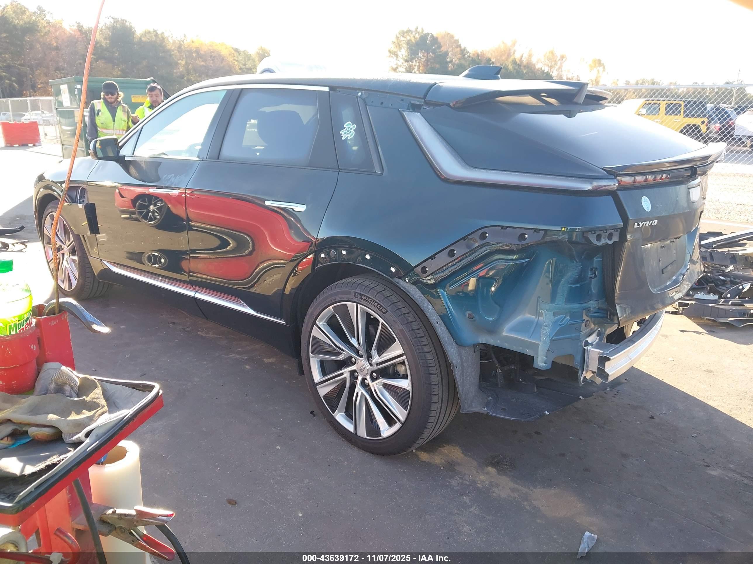 CADILLAC LYRIQ image 3
