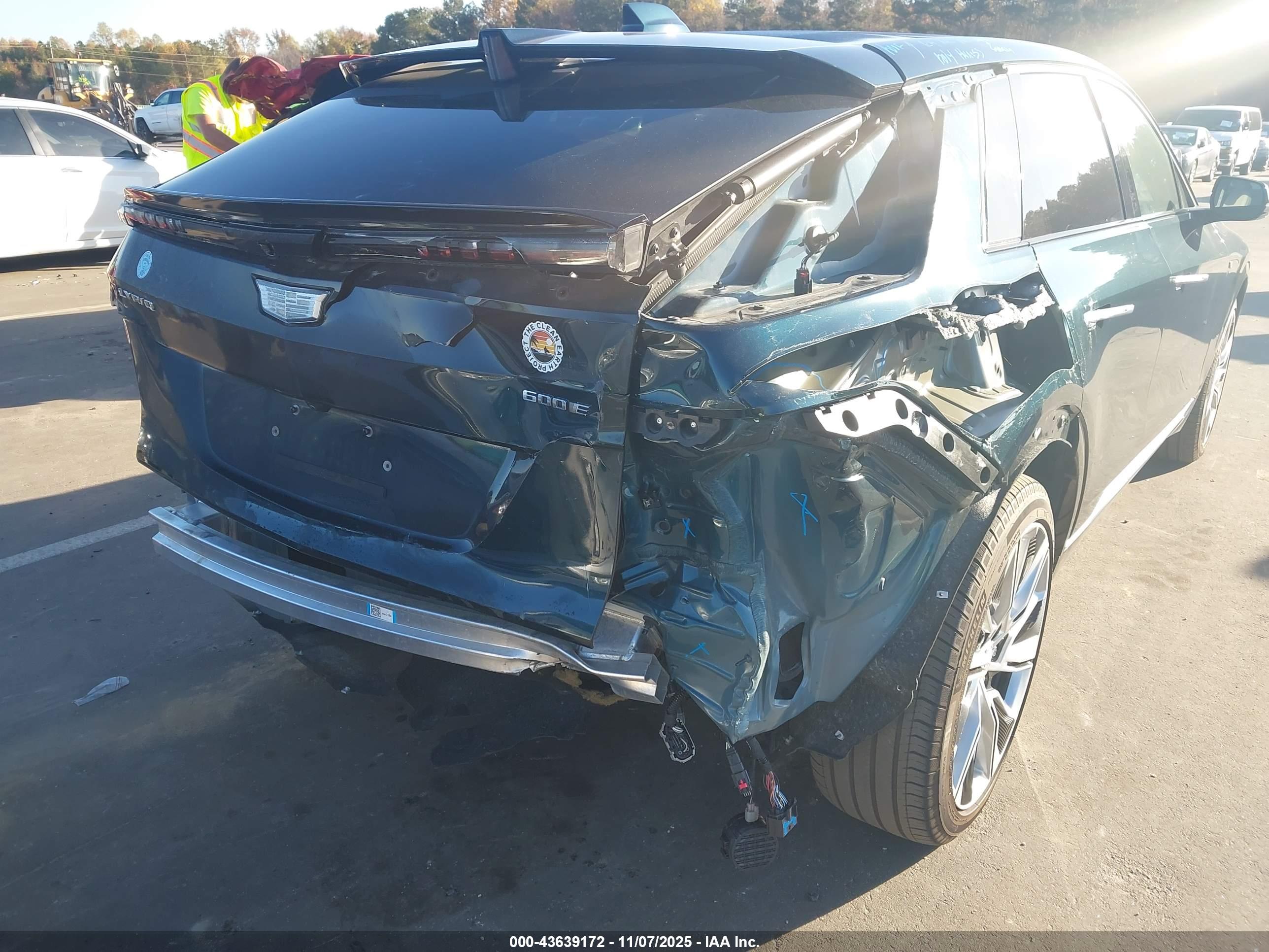 CADILLAC LYRIQ image 6