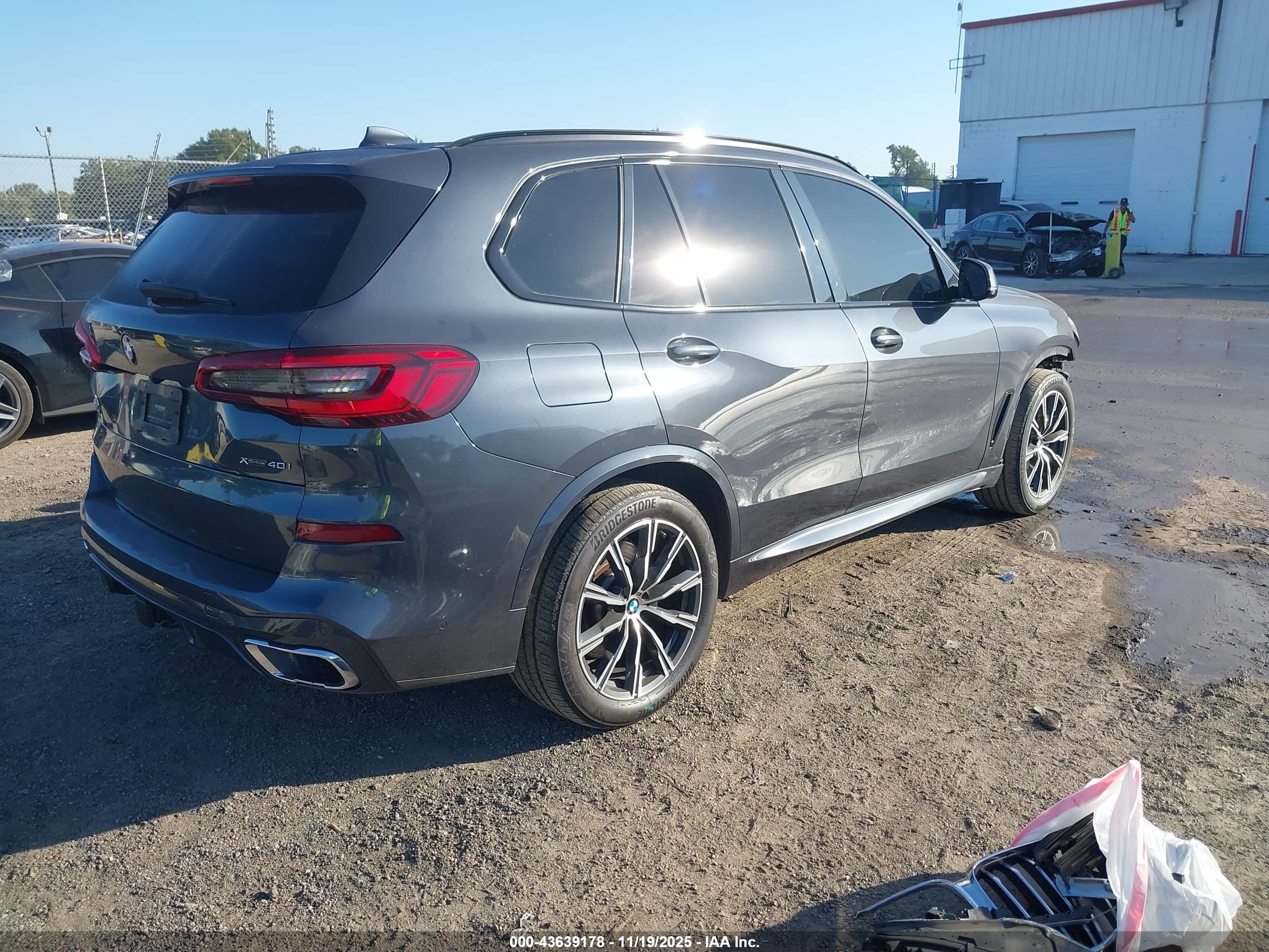 BMW X5 image 4