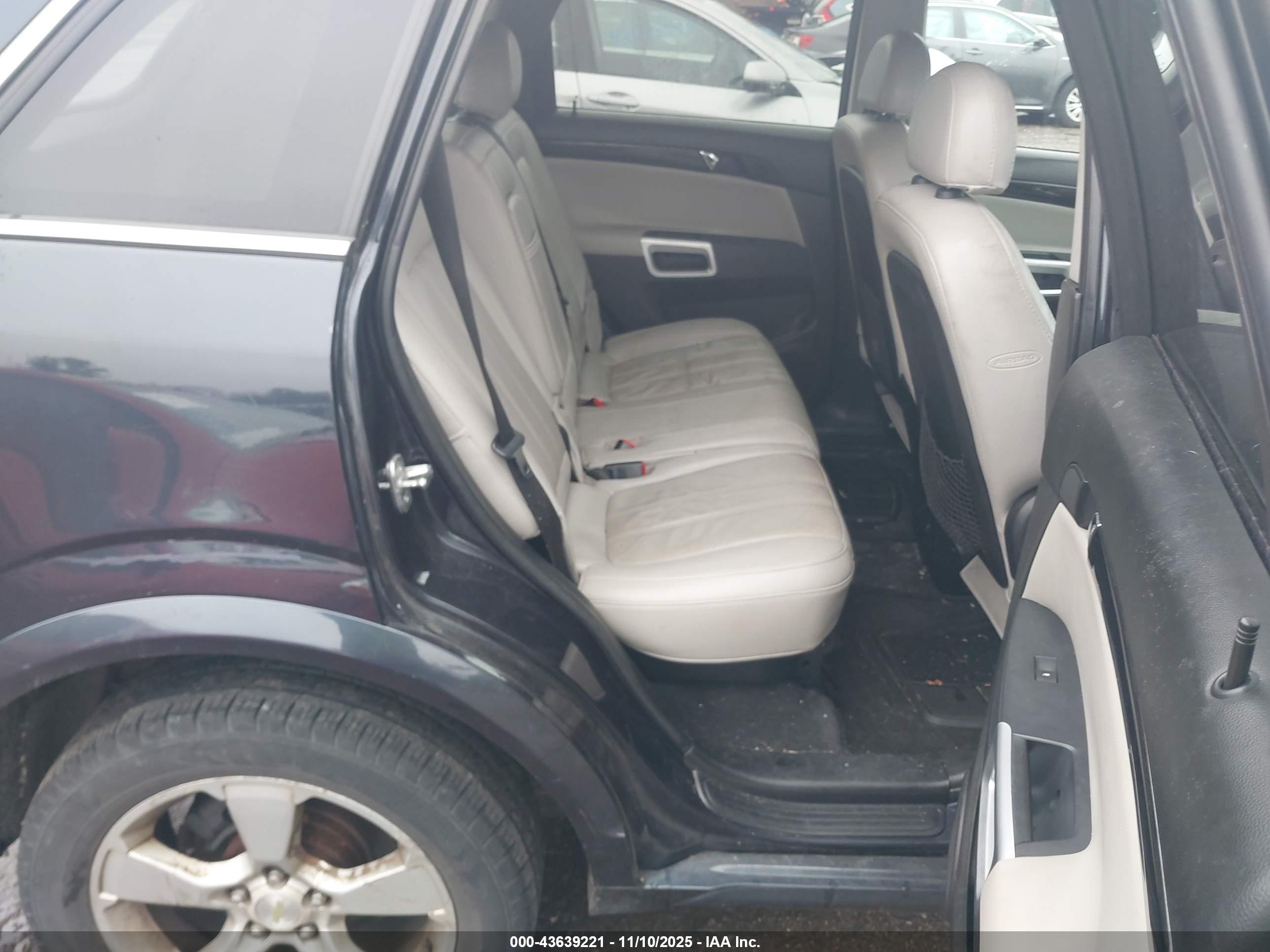 CHEVROLET CAPTIVA image 8