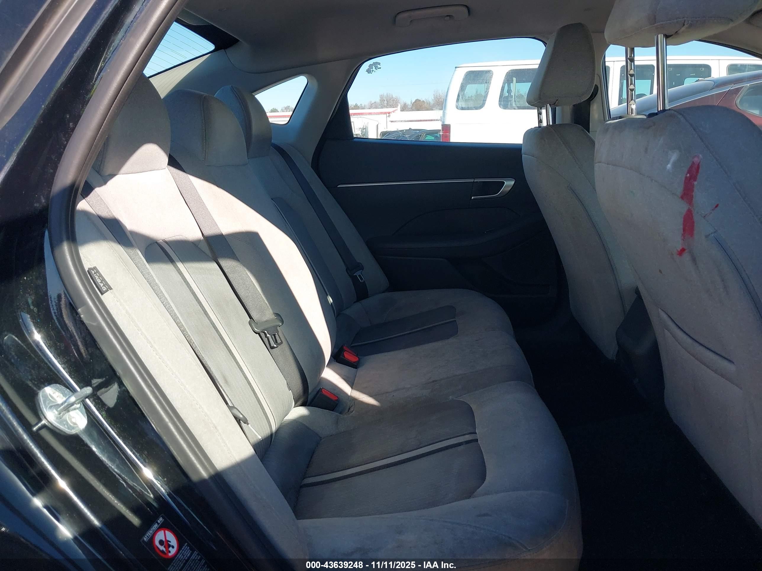 HYUNDAI SONATA image 8