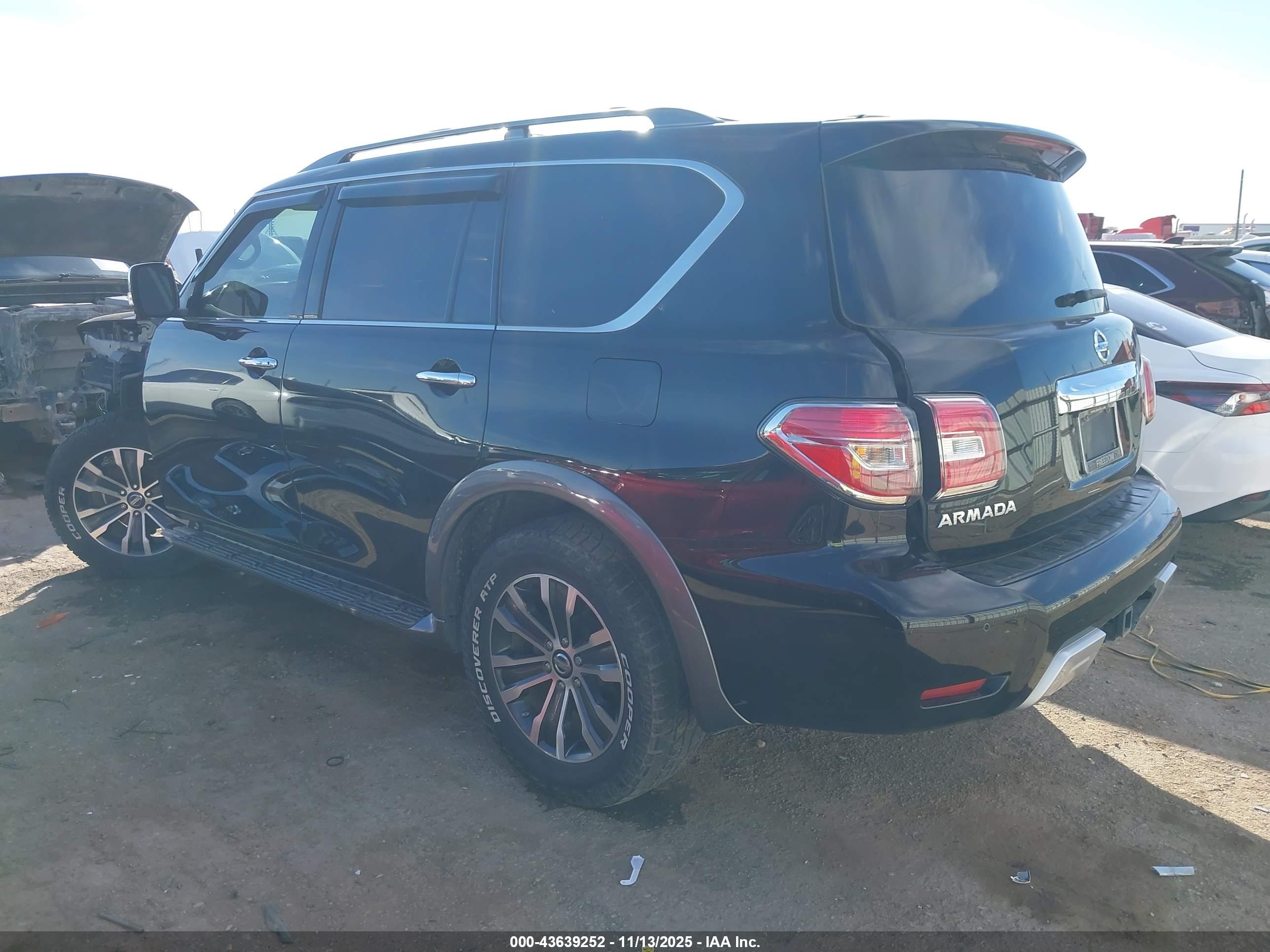 NISSAN ARMADA image 3