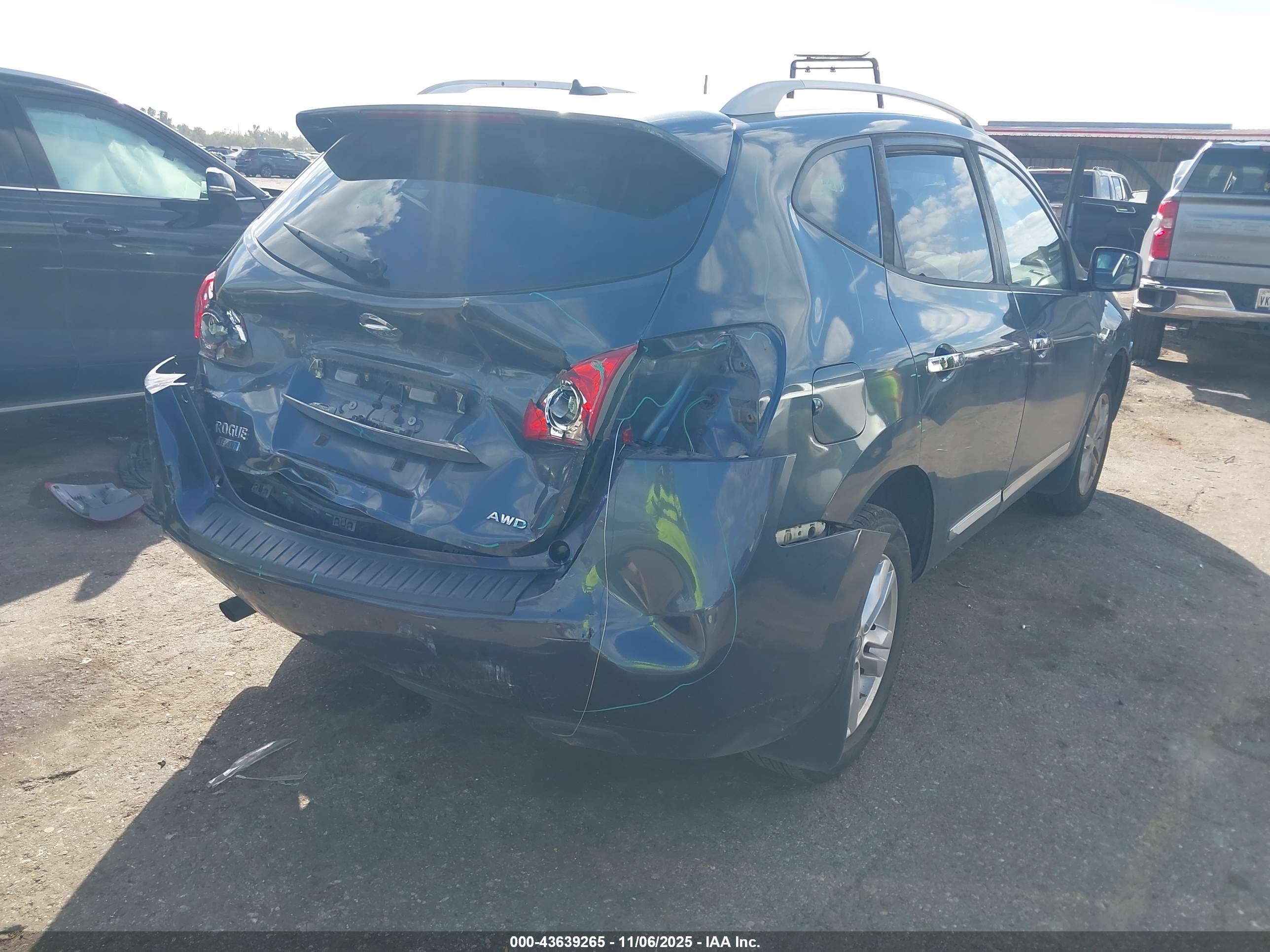 NISSAN ROGUE image 4