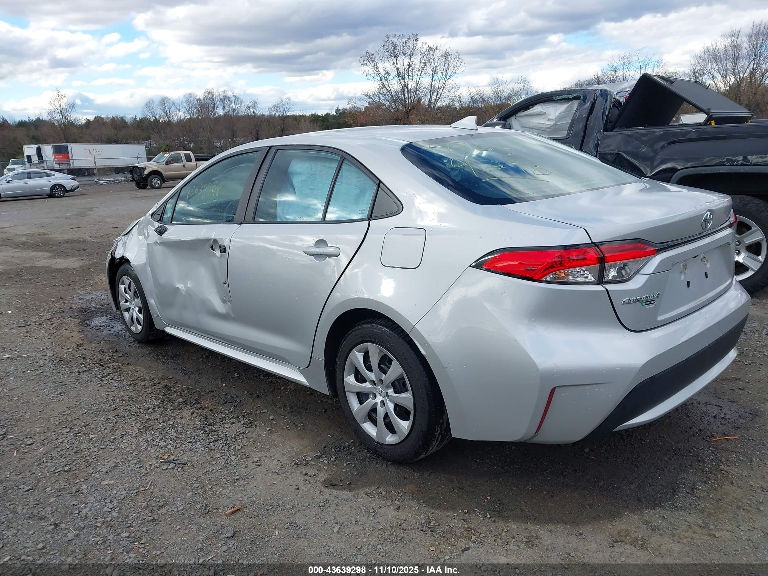 TOYOTA COROLLA image 3