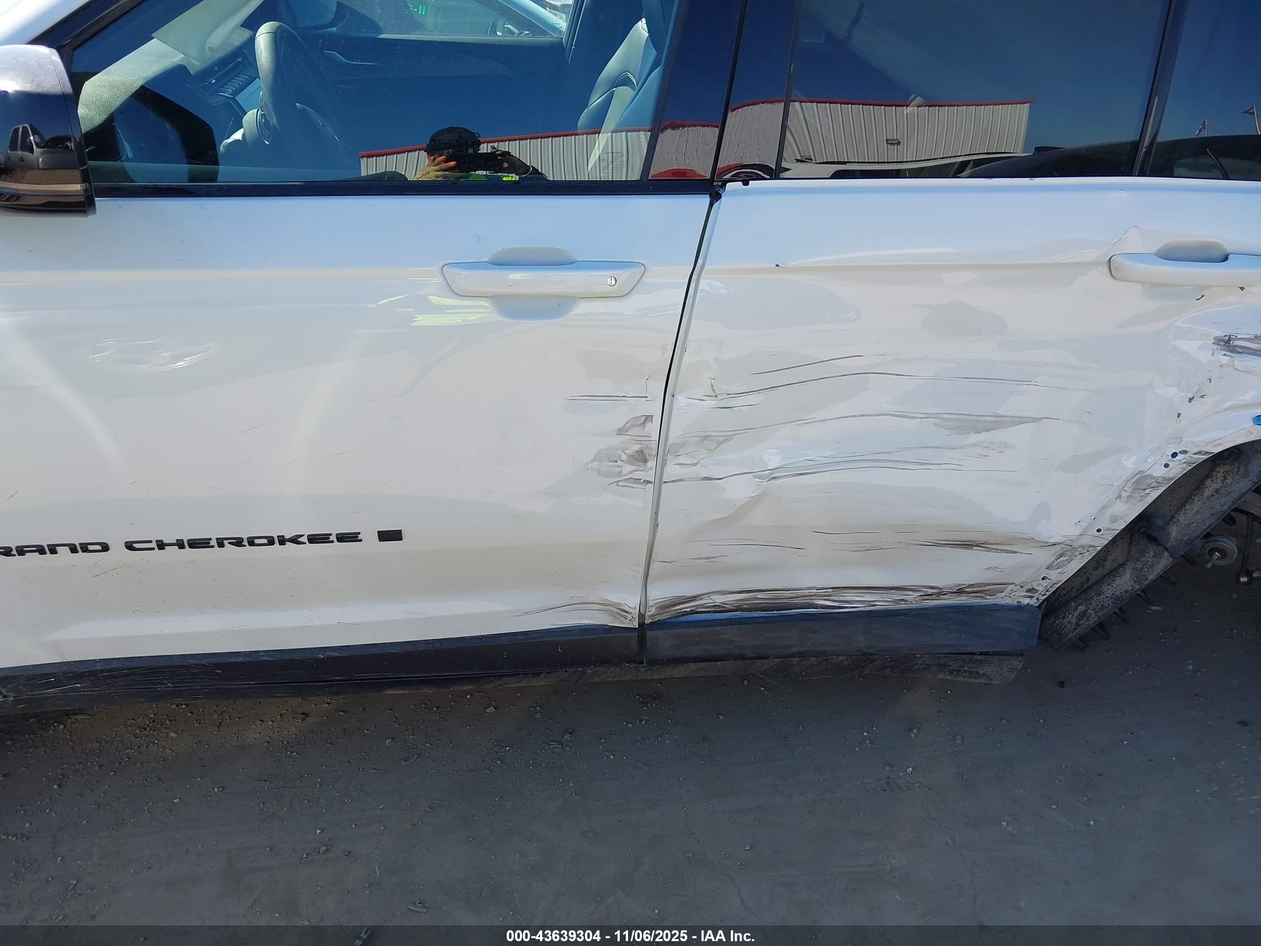 JEEP GRAND image 6