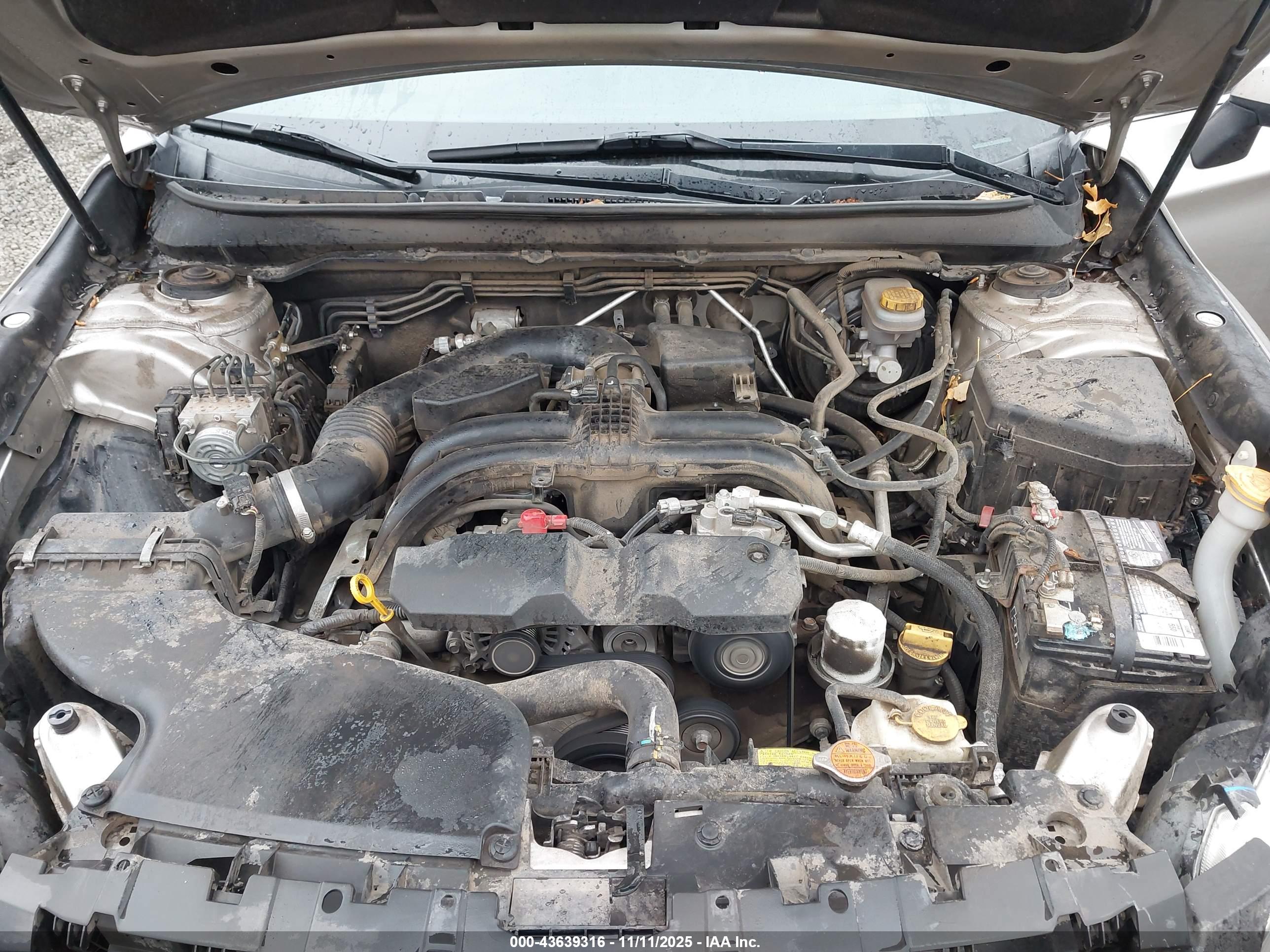 SUBARU OUTBACK image 10