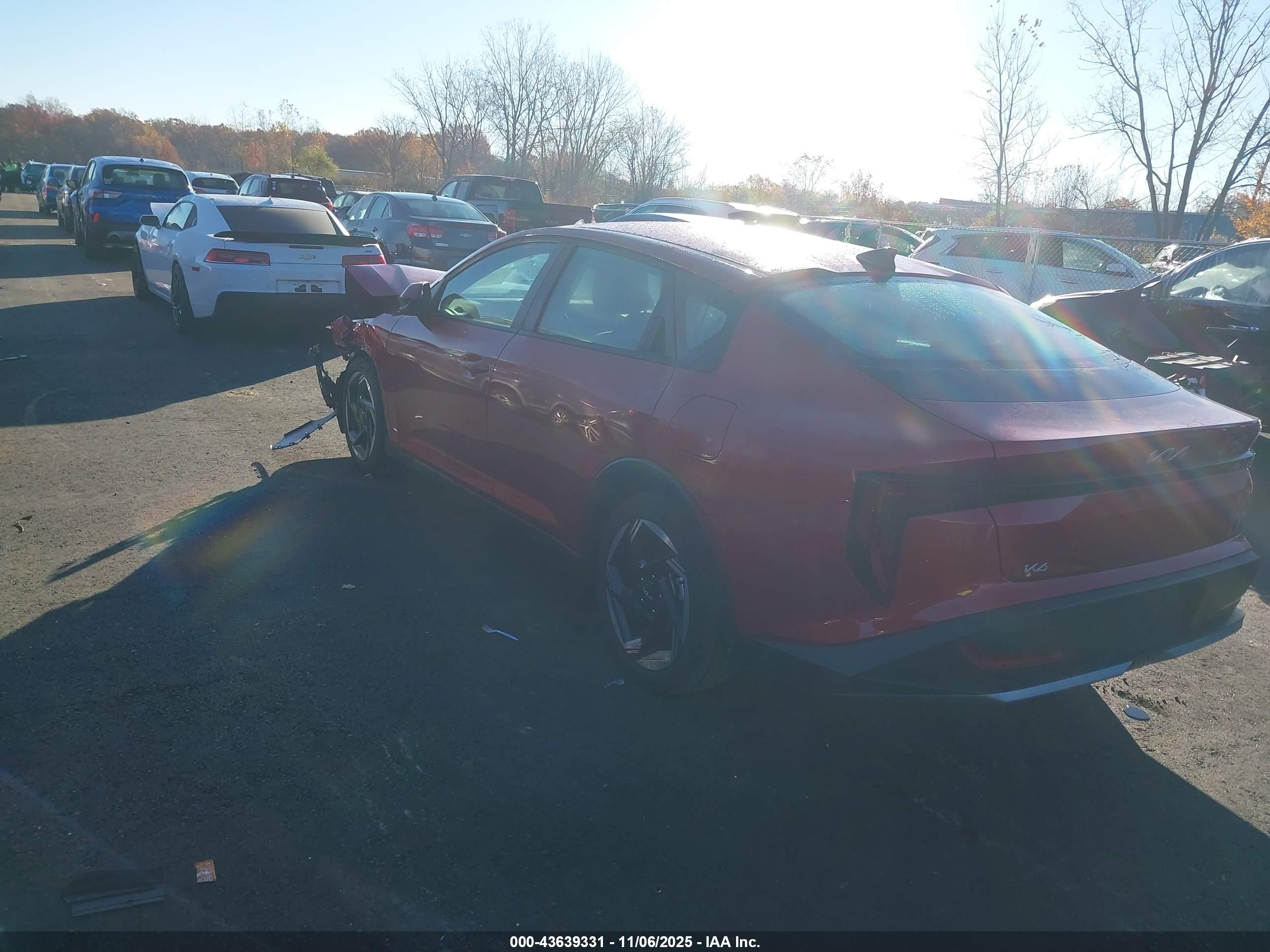 KIA K4 image 3