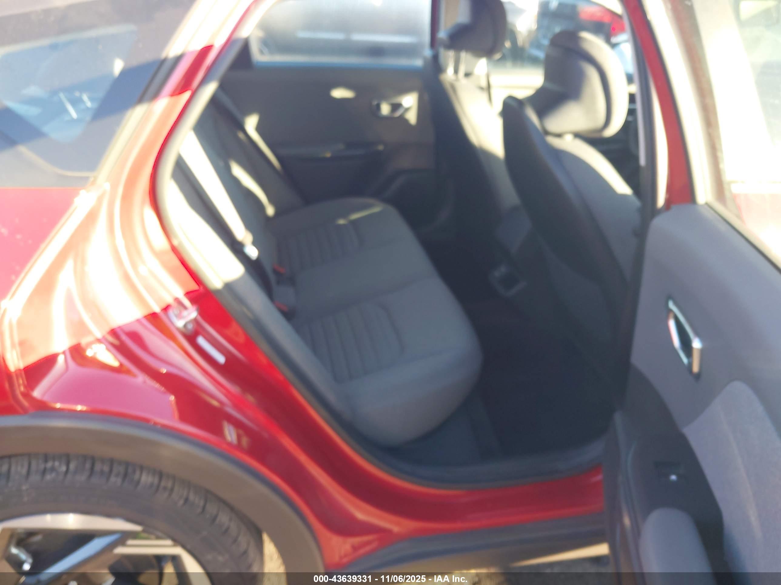 KIA K4 image 8