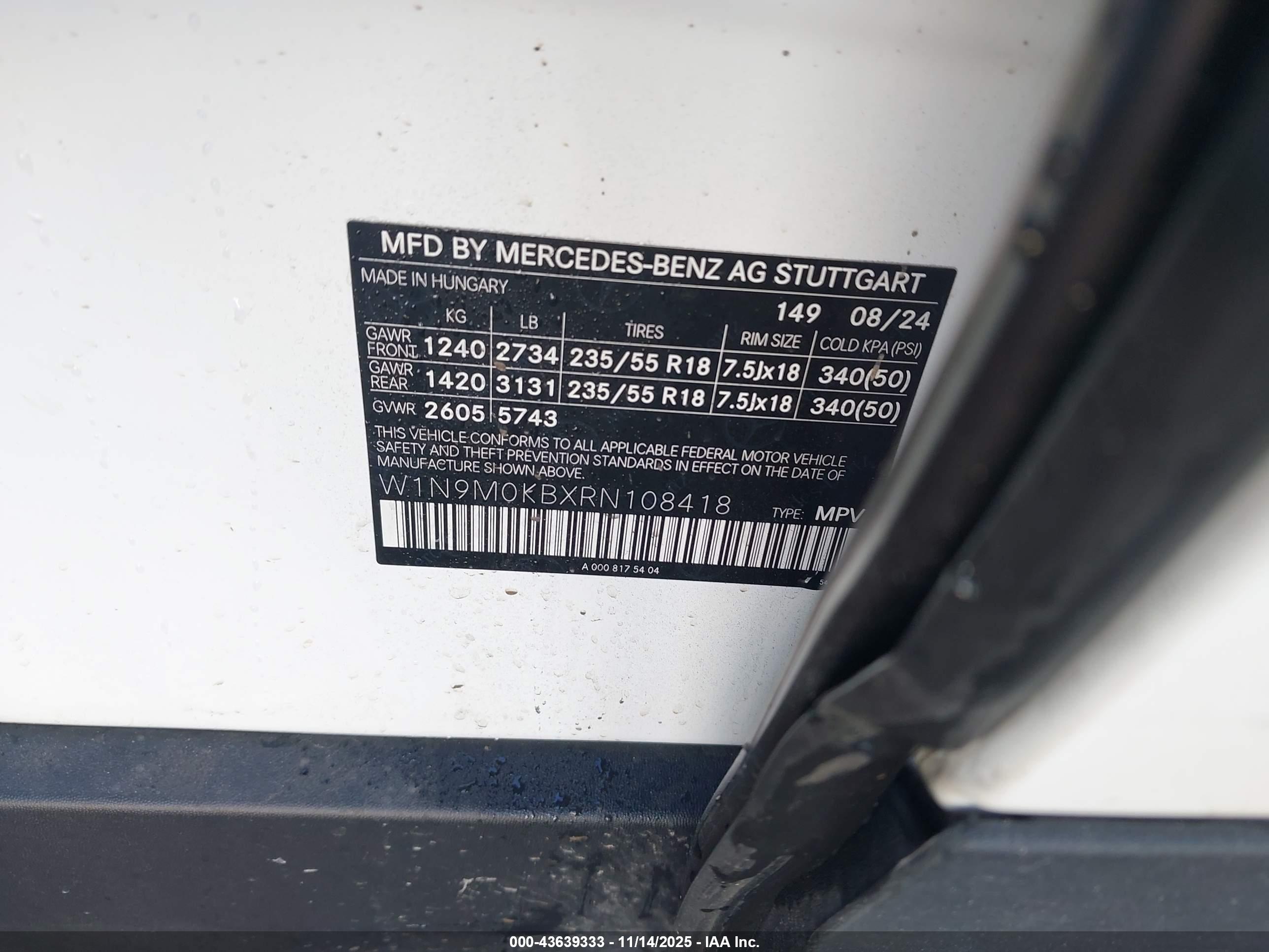 MERCEDES-BENZ EQB image 9