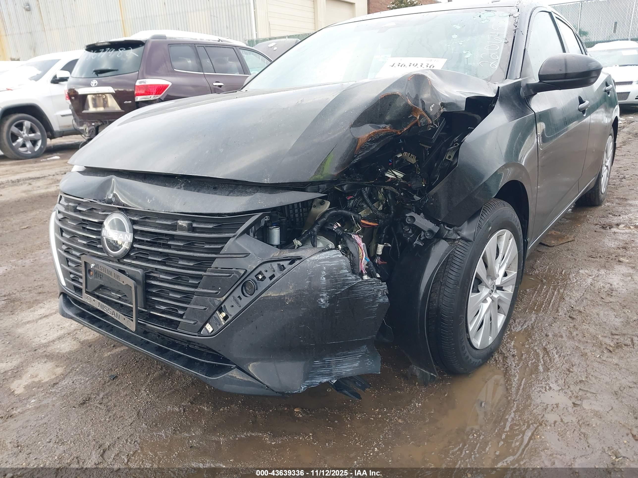 NISSAN SENTRA image 6