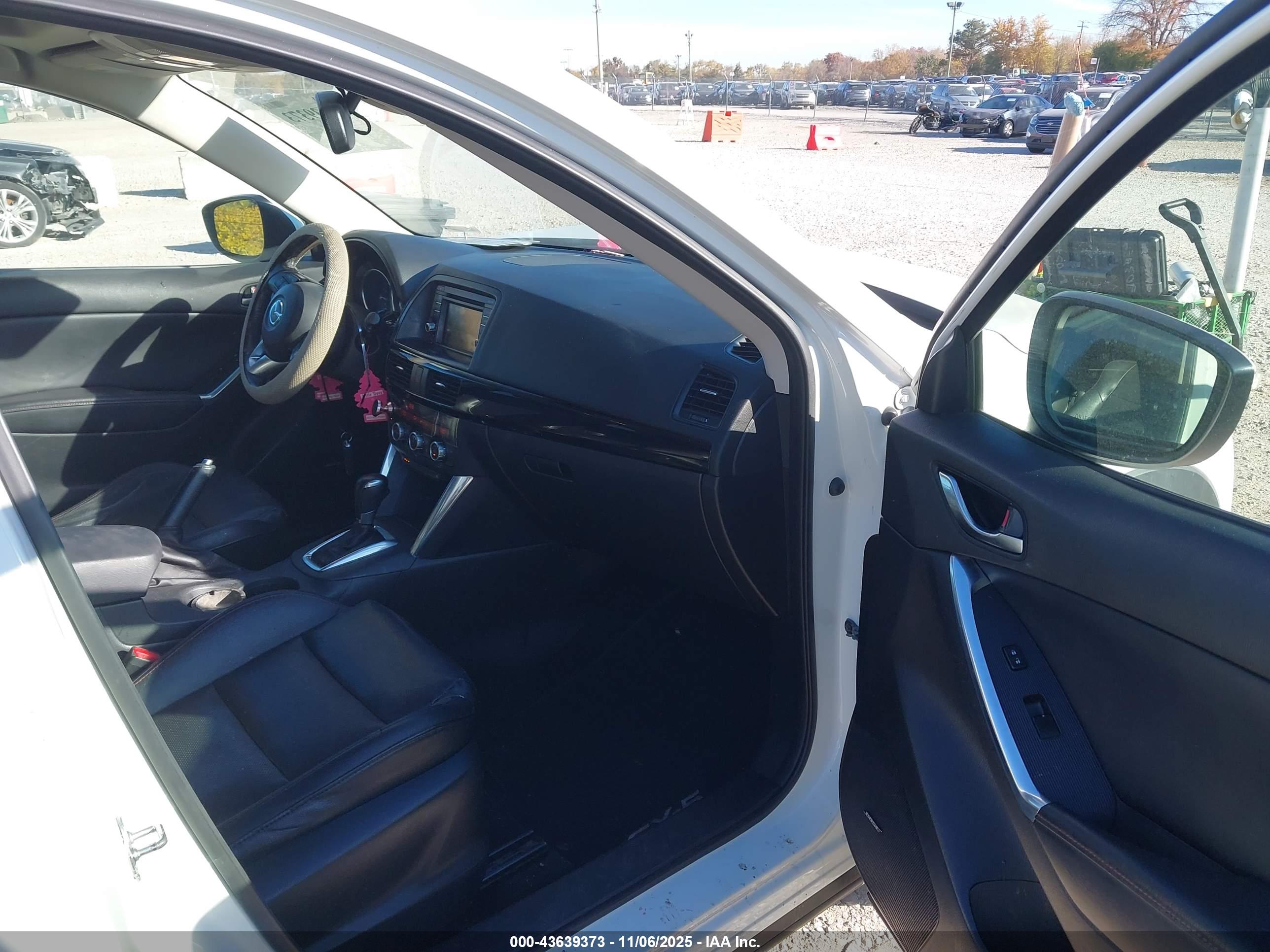 MAZDA CX-5 image 5