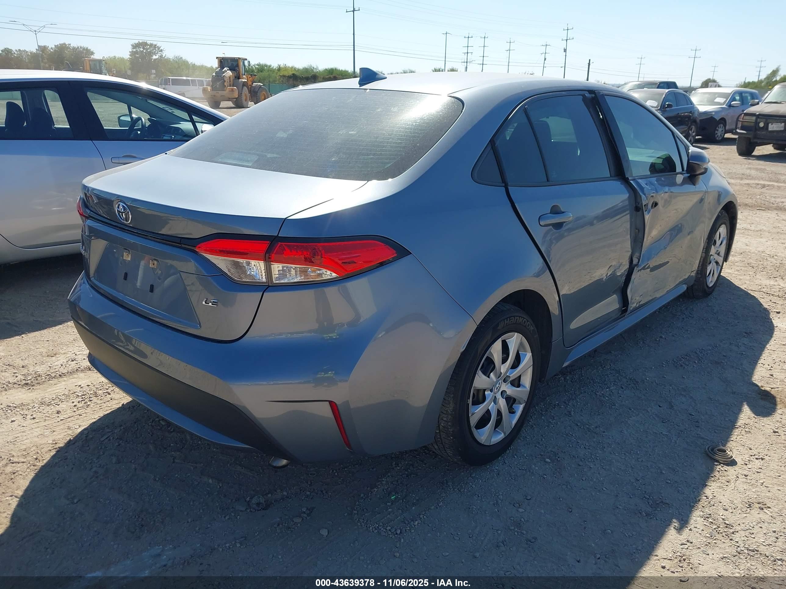TOYOTA COROLLA image 4