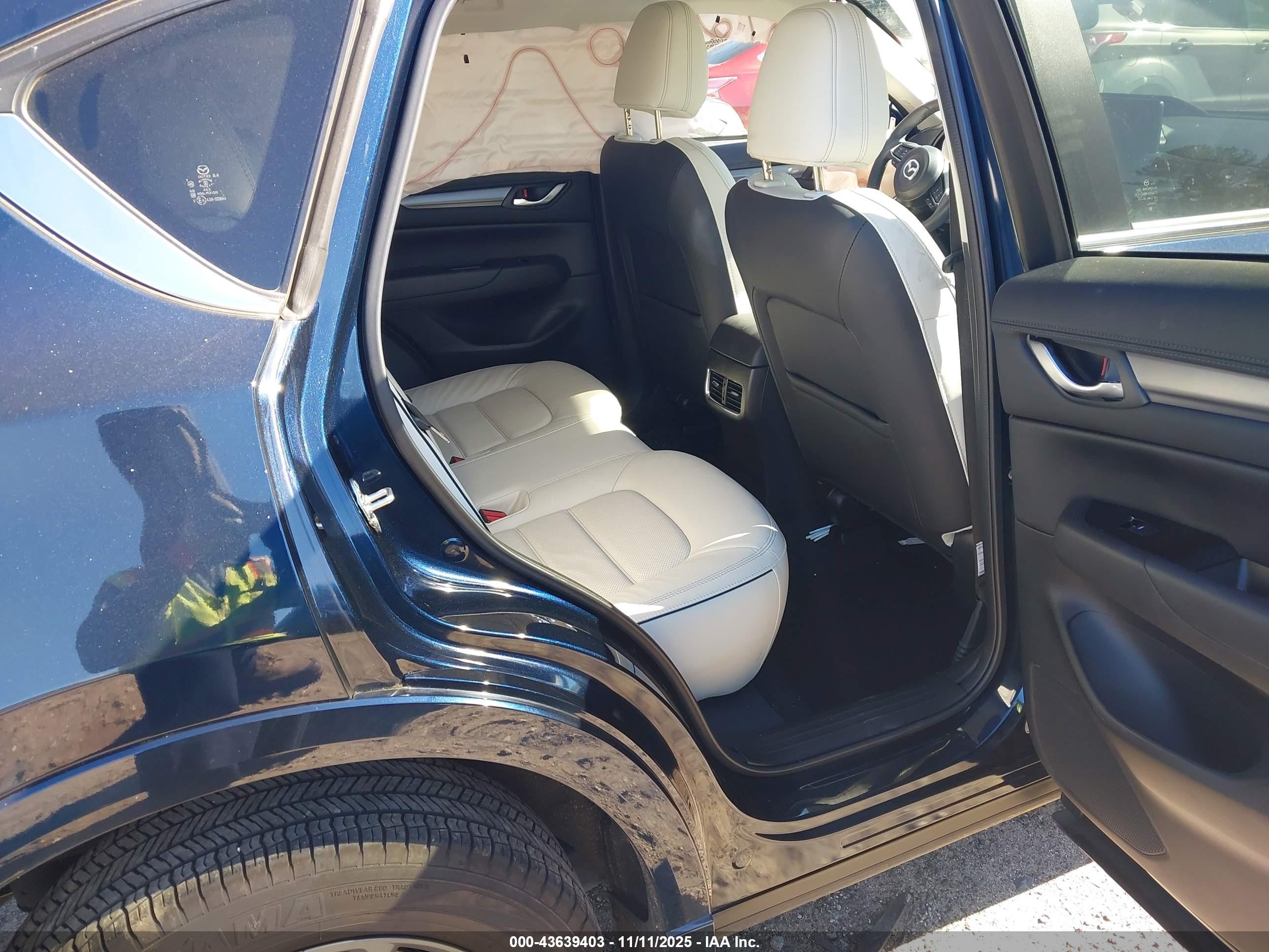 MAZDA CX-5 image 8