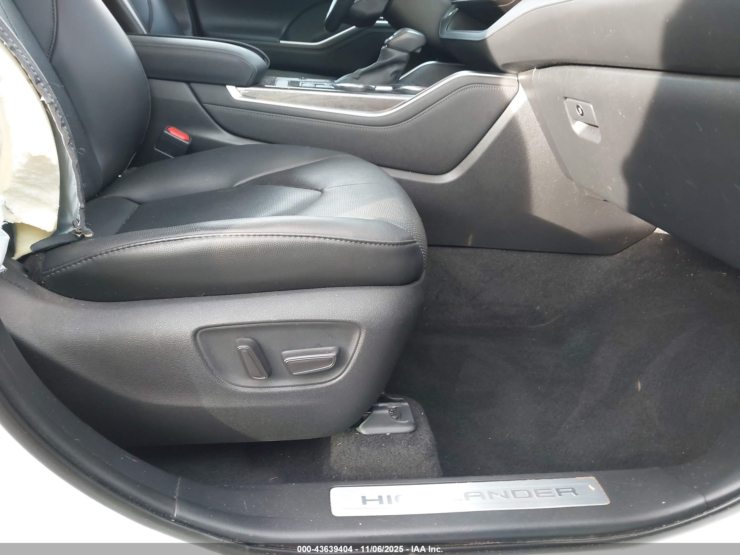 TOYOTA HIGHLANDER image 5