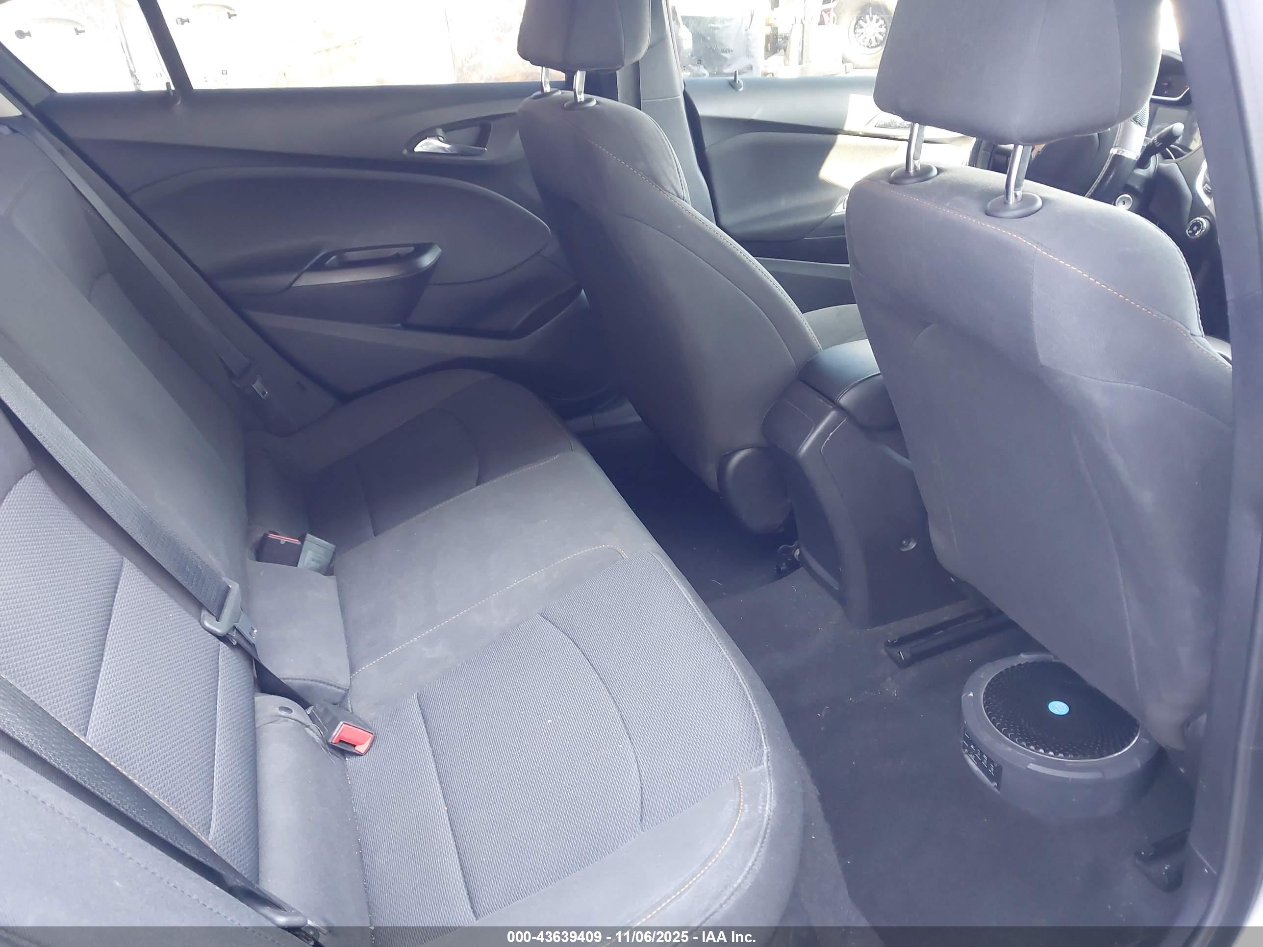 CHEVROLET CRUZE image 8