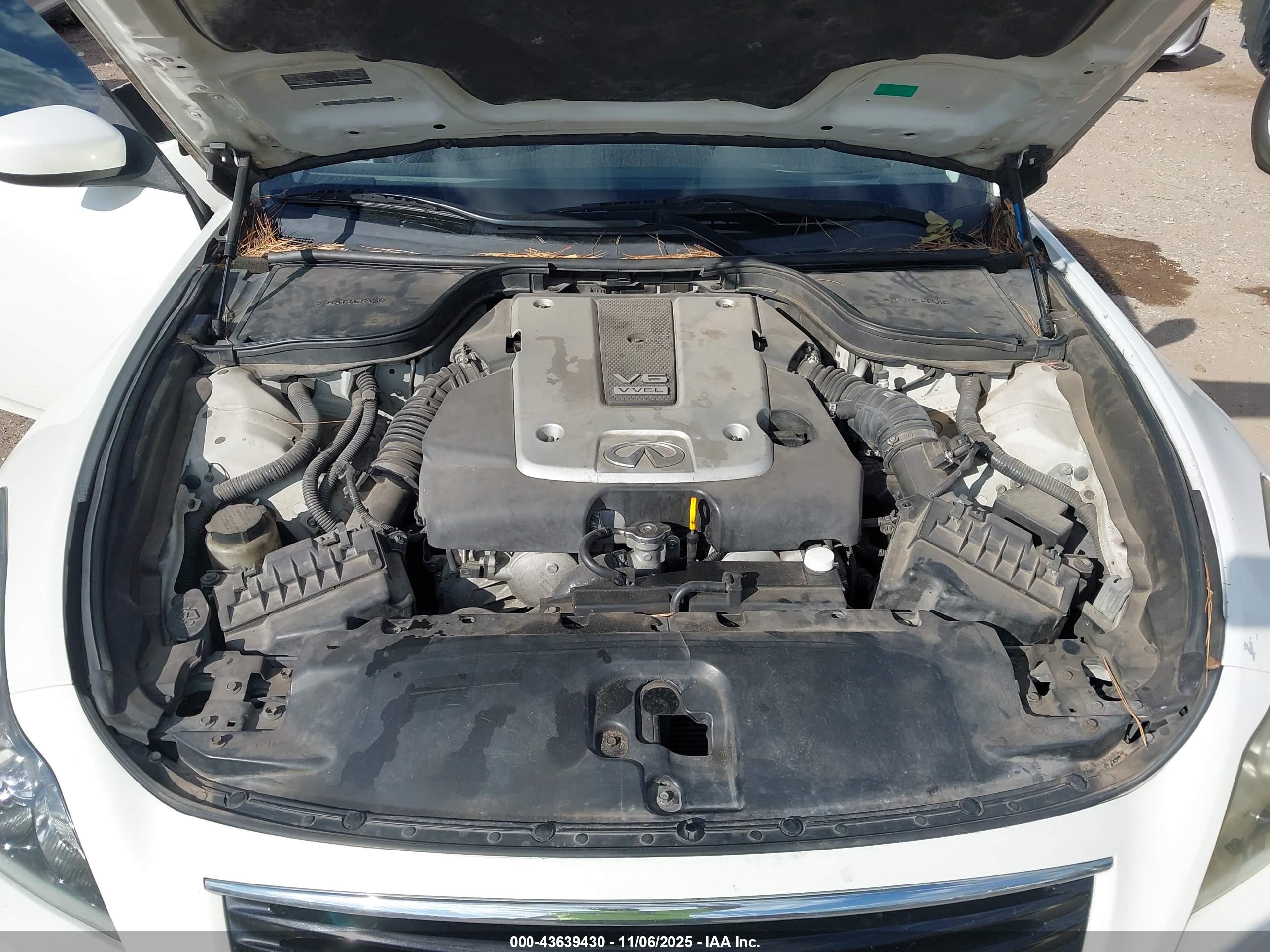 INFINITI G37 image 10